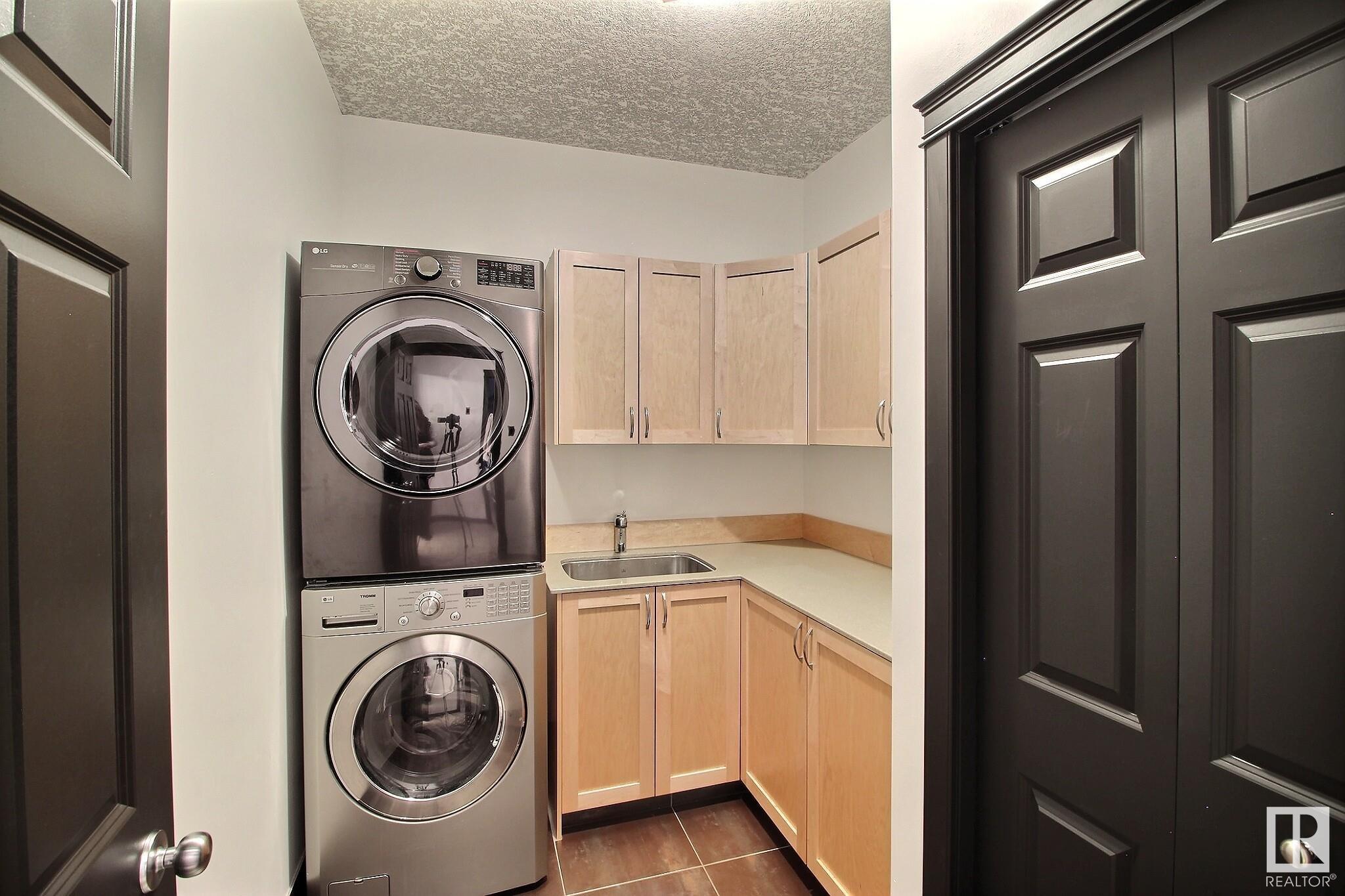      4 LINKSVIEW CO , Spruce Grove,  ,T7X 4L6 ;  Listing Number: MLS E4419574