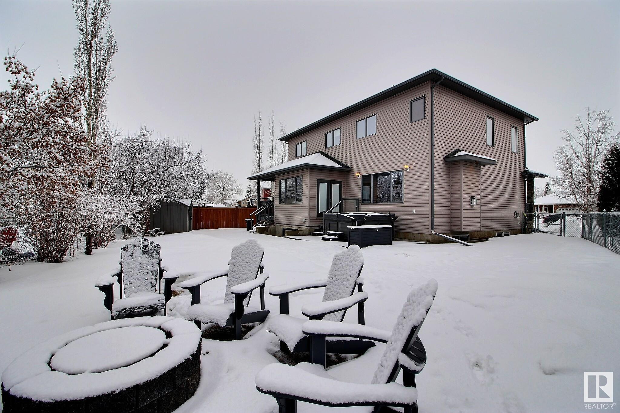      4 LINKSVIEW CO , Spruce Grove,  ,T7X 4L6 ;  Listing Number: MLS E4419574