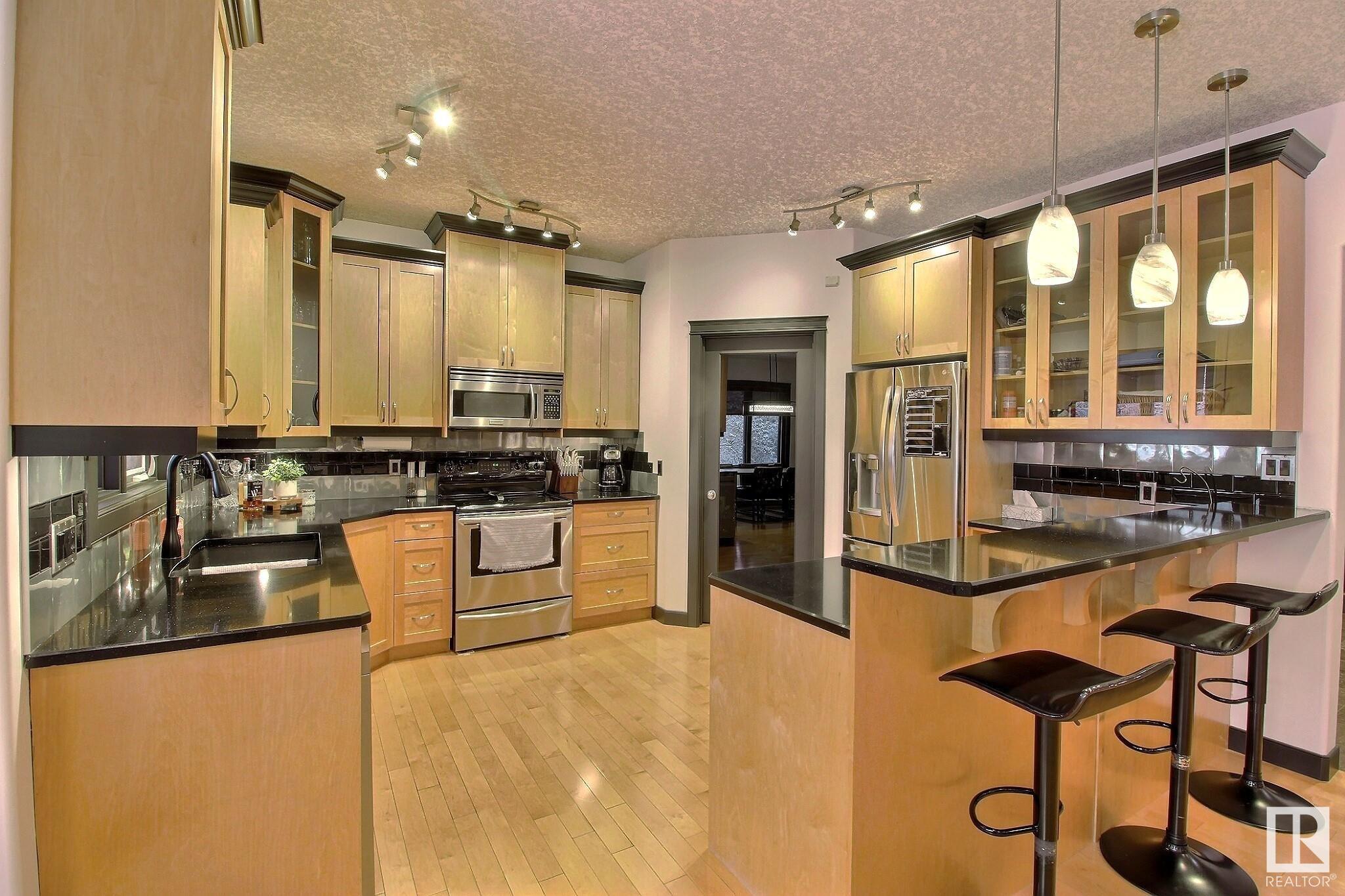      4 LINKSVIEW CO , Spruce Grove,  ,T7X 4L6 ;  Listing Number: MLS E4419574