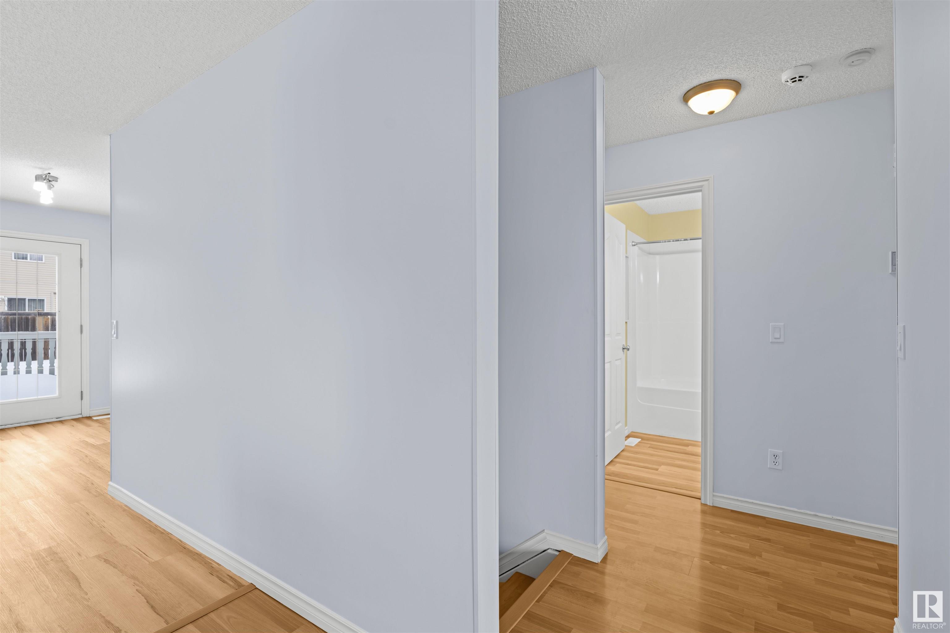      13516 141 AV NW , Edmonton,  ,T6V 1W7 ;  Listing Number: MLS E4419576