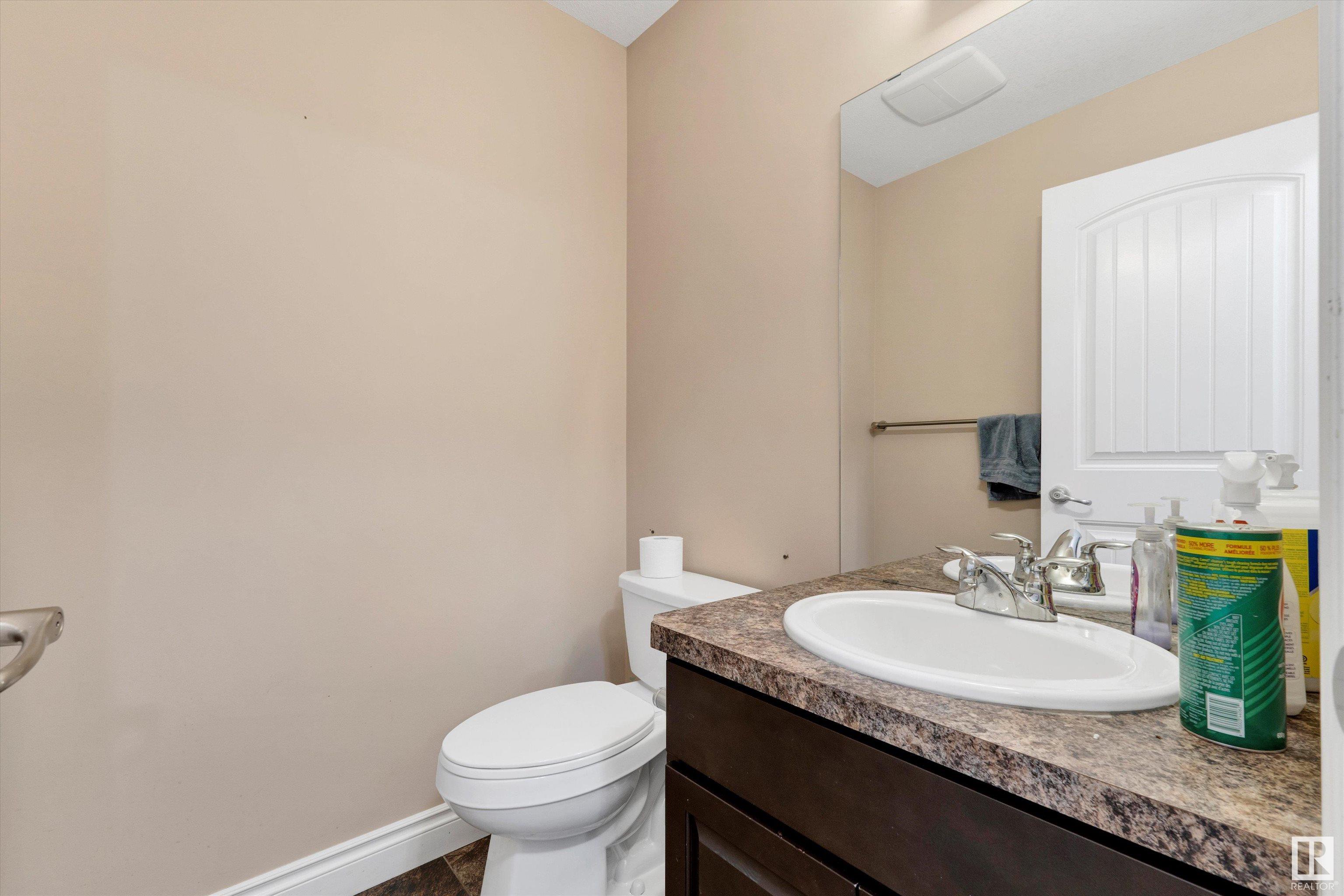      3933 GALLINGER LO NW , Edmonton,  ,T5T 4G5 ;  Listing Number: MLS E4419577
