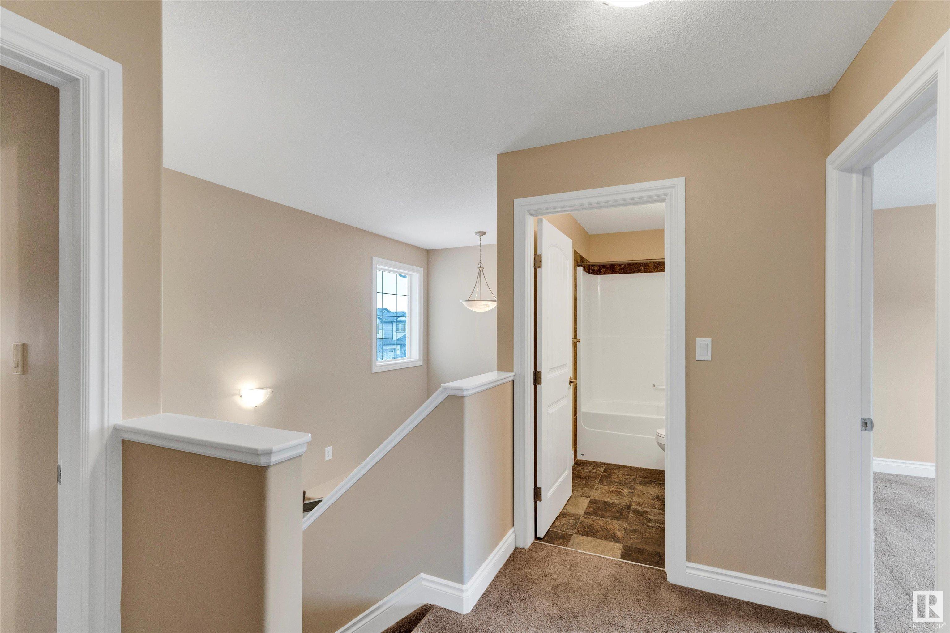      3933 GALLINGER LO NW , Edmonton,  ,T5T 4G5 ;  Listing Number: MLS E4419577