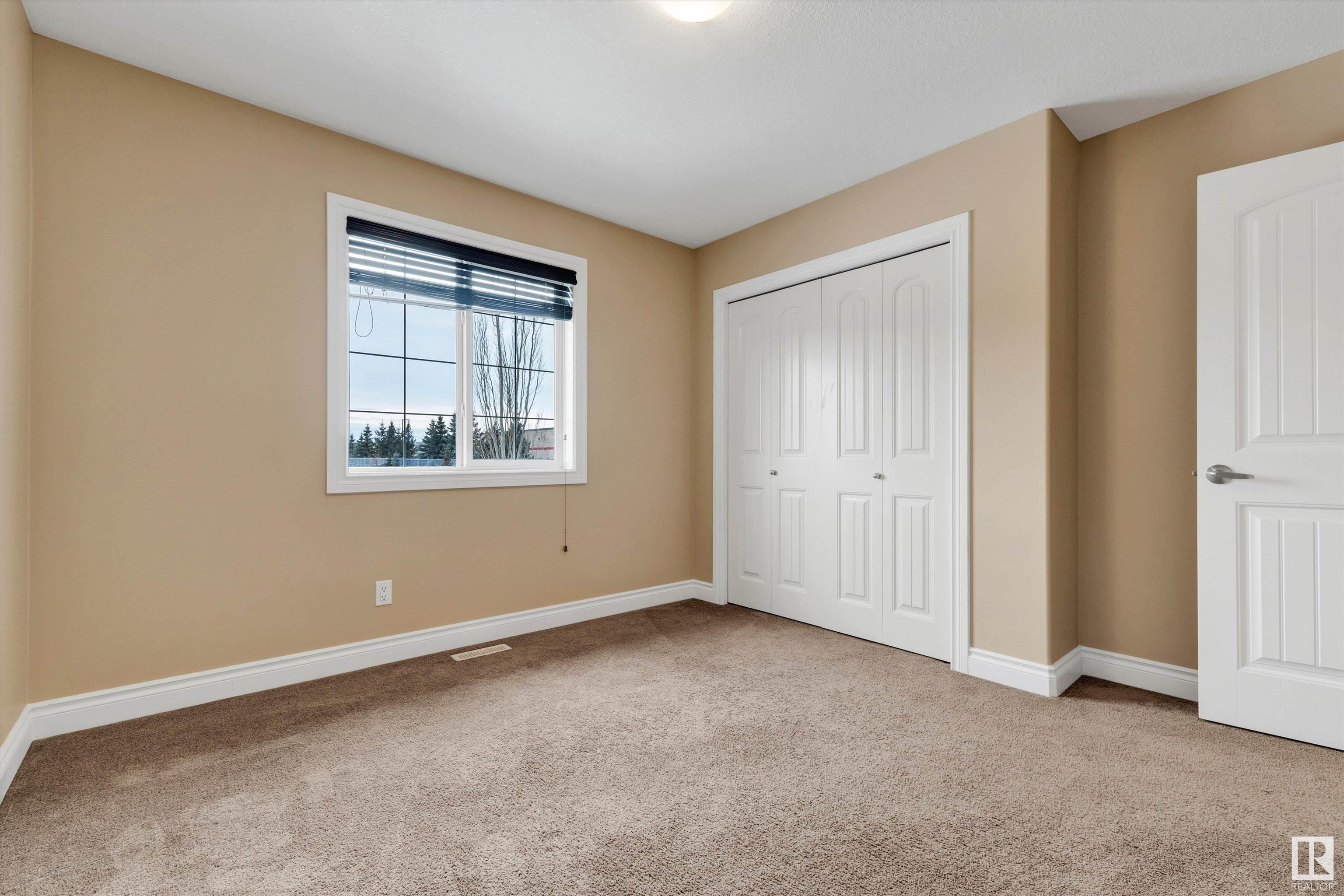      3933 GALLINGER LO NW , Edmonton,  ,T5T 4G5 ;  Listing Number: MLS E4419577