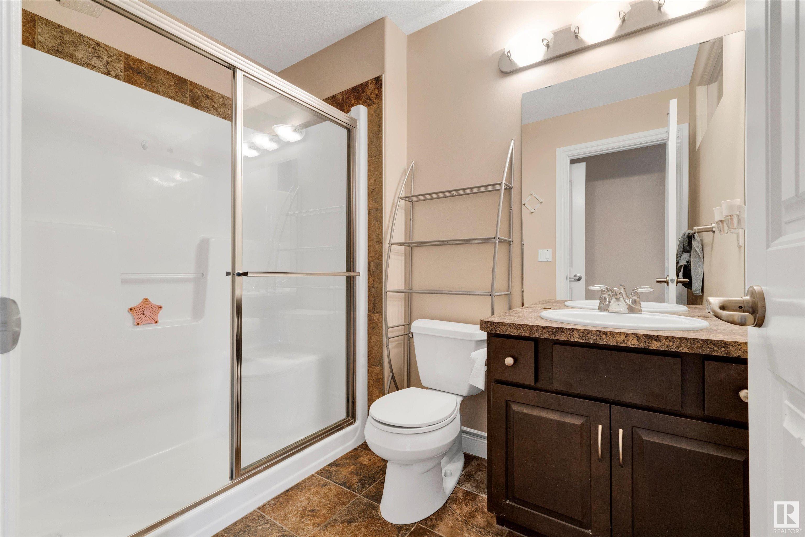      3933 GALLINGER LO NW , Edmonton,  ,T5T 4G5 ;  Listing Number: MLS E4419577