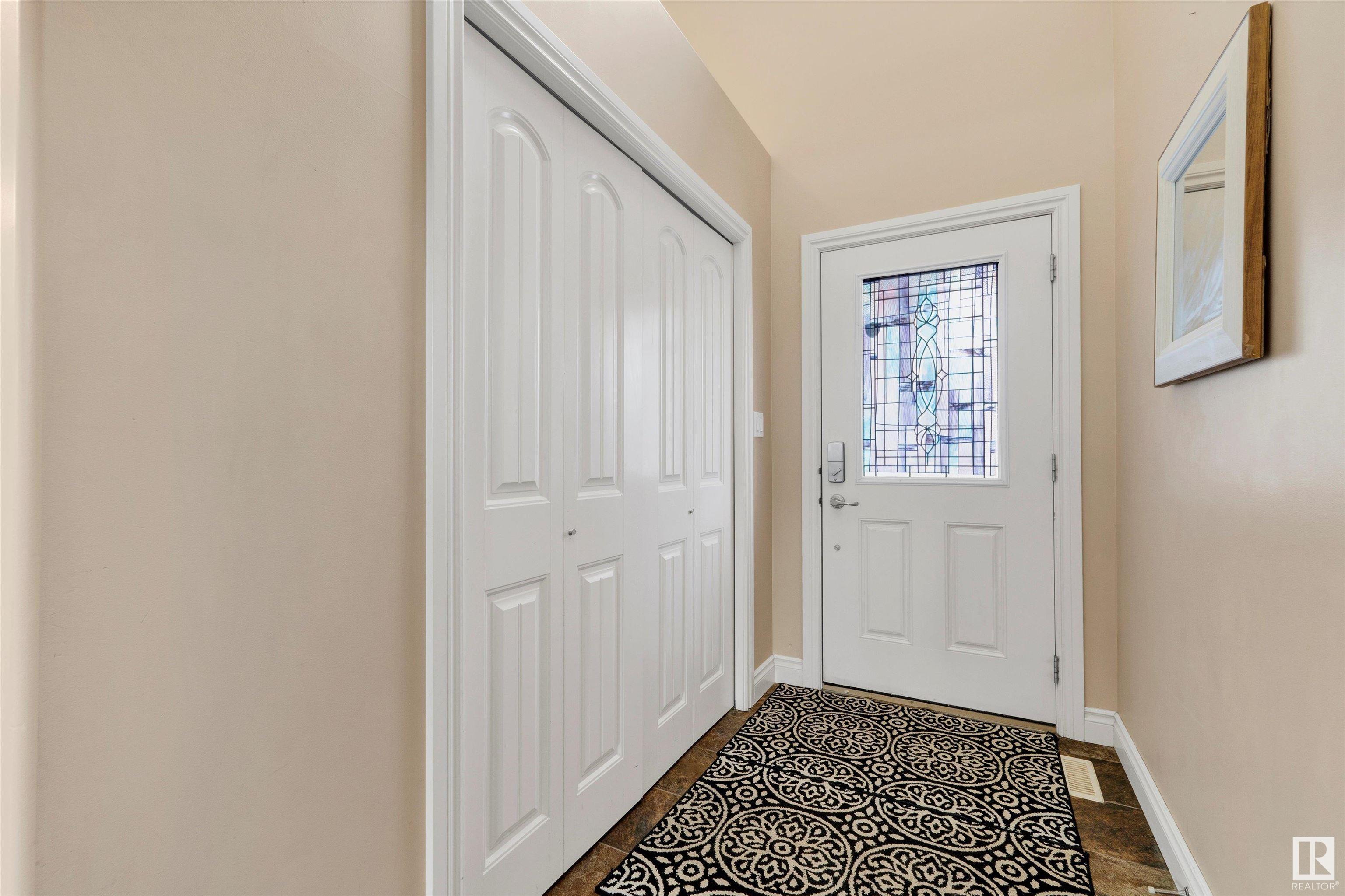      3933 GALLINGER LO NW , Edmonton,  ,T5T 4G5 ;  Listing Number: MLS E4419577