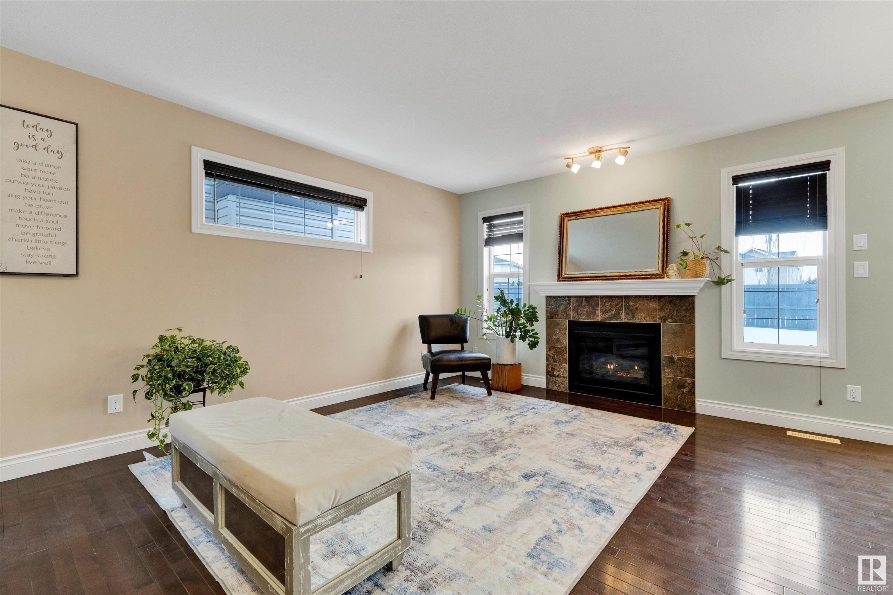     3933 GALLINGER LO NW , Edmonton,  ,T5T 4G5 ;  Listing Number: MLS E4419577