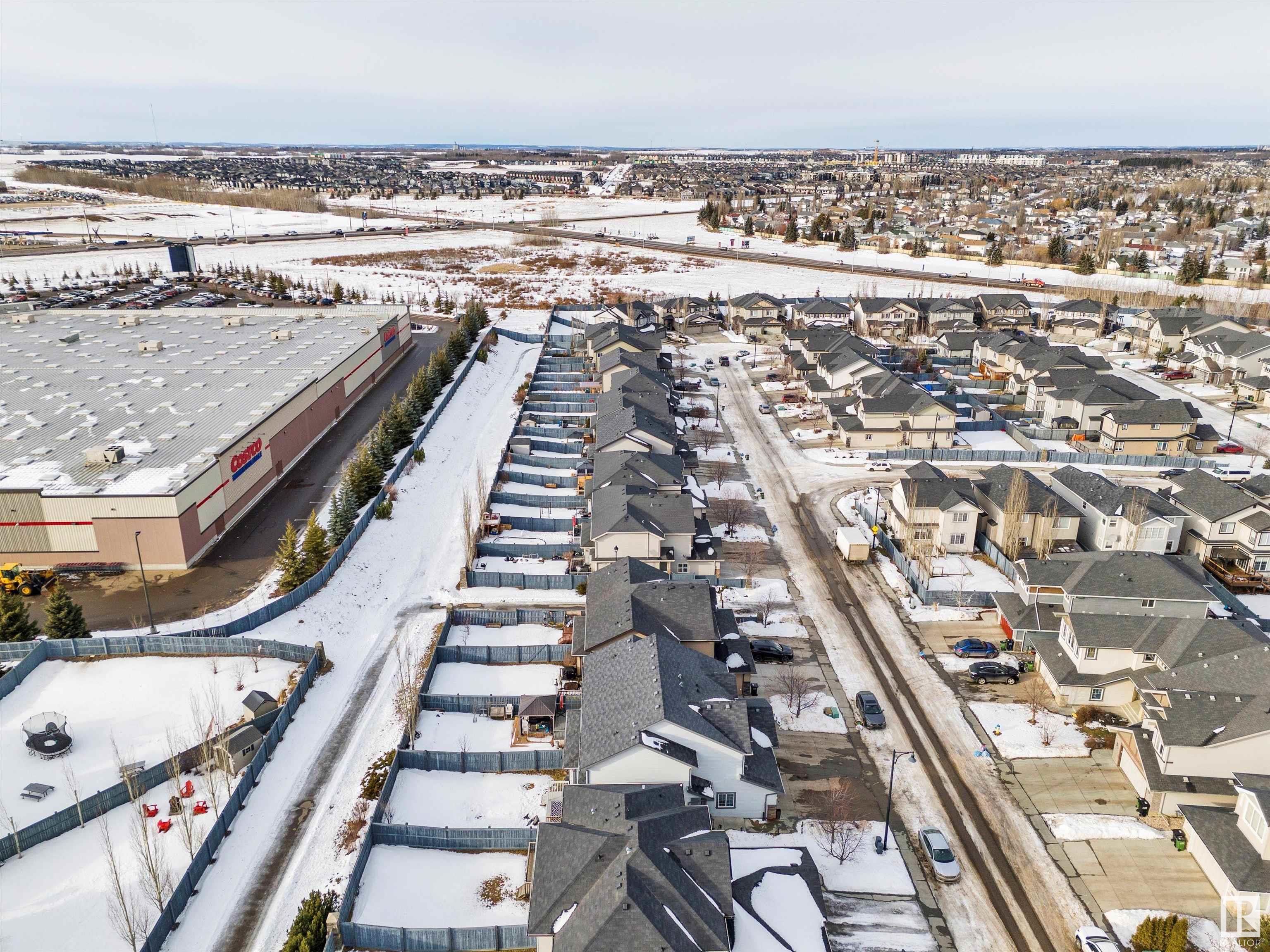      3933 GALLINGER LO NW , Edmonton,  ,T5T 4G5 ;  Listing Number: MLS E4419577