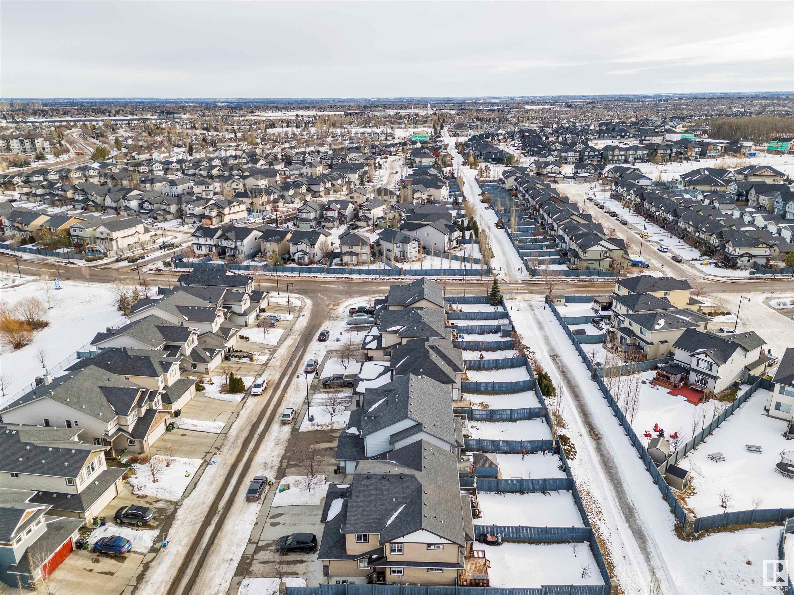      3933 GALLINGER LO NW , Edmonton,  ,T5T 4G5 ;  Listing Number: MLS E4419577