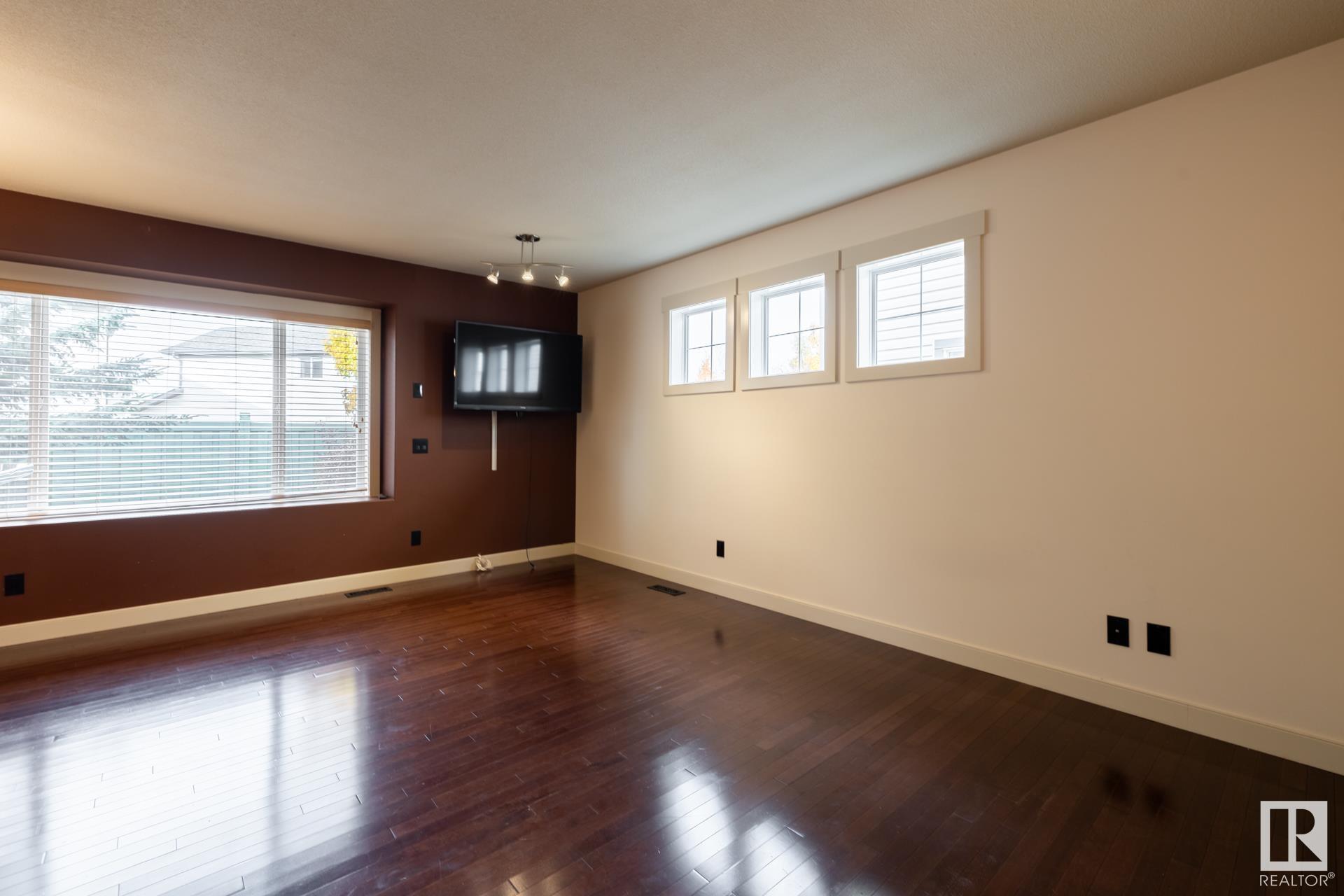      #56 2565 HANNA CR NW , Edmonton,  ,T6R 6M4 ;  Listing Number: MLS E4419582
