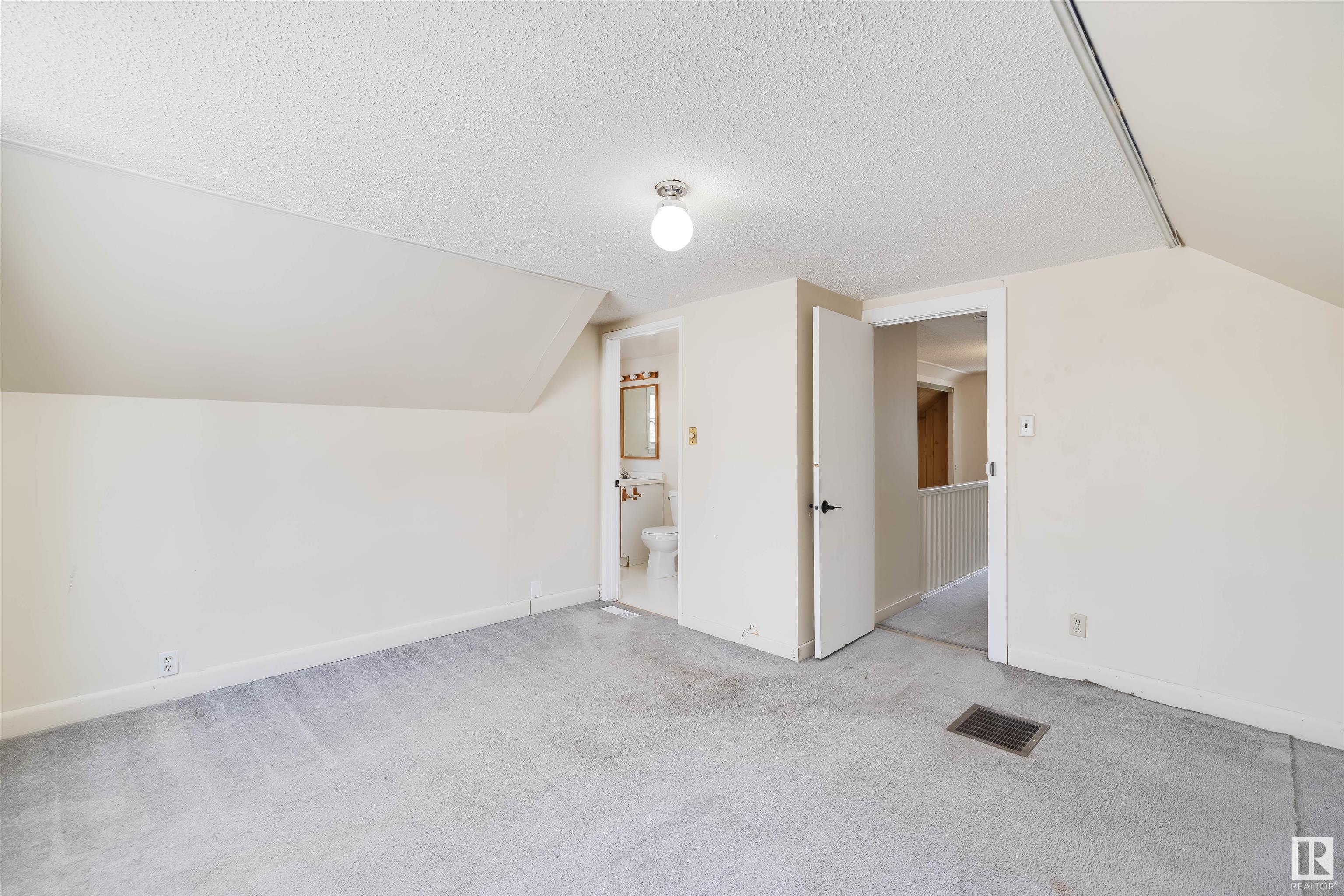      10536 67 AV NW , Edmonton,  ,T6H 1Z5 ;  Listing Number: MLS E4419588