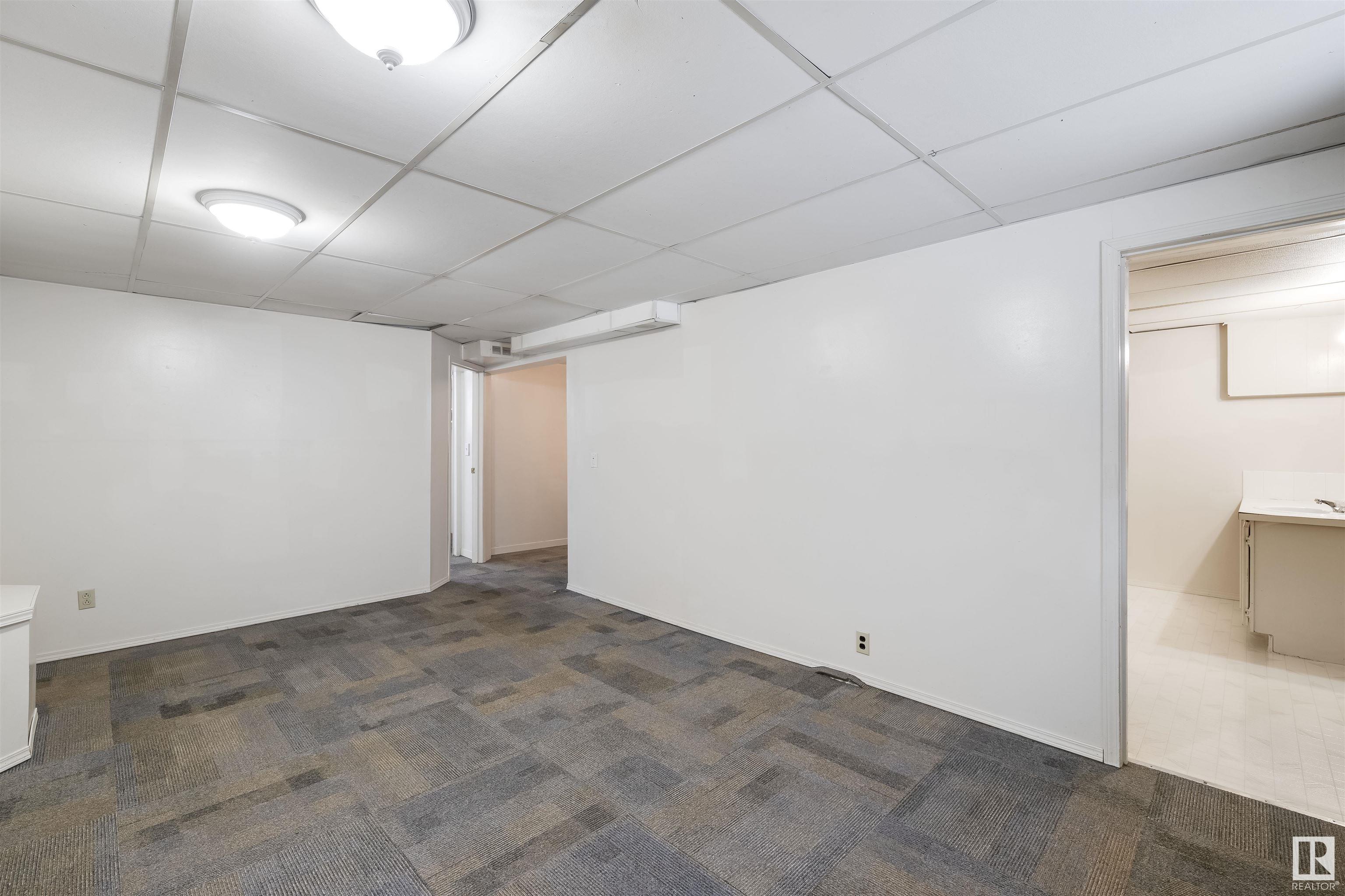      10536 67 AV NW , Edmonton,  ,T6H 1Z5 ;  Listing Number: MLS E4419588