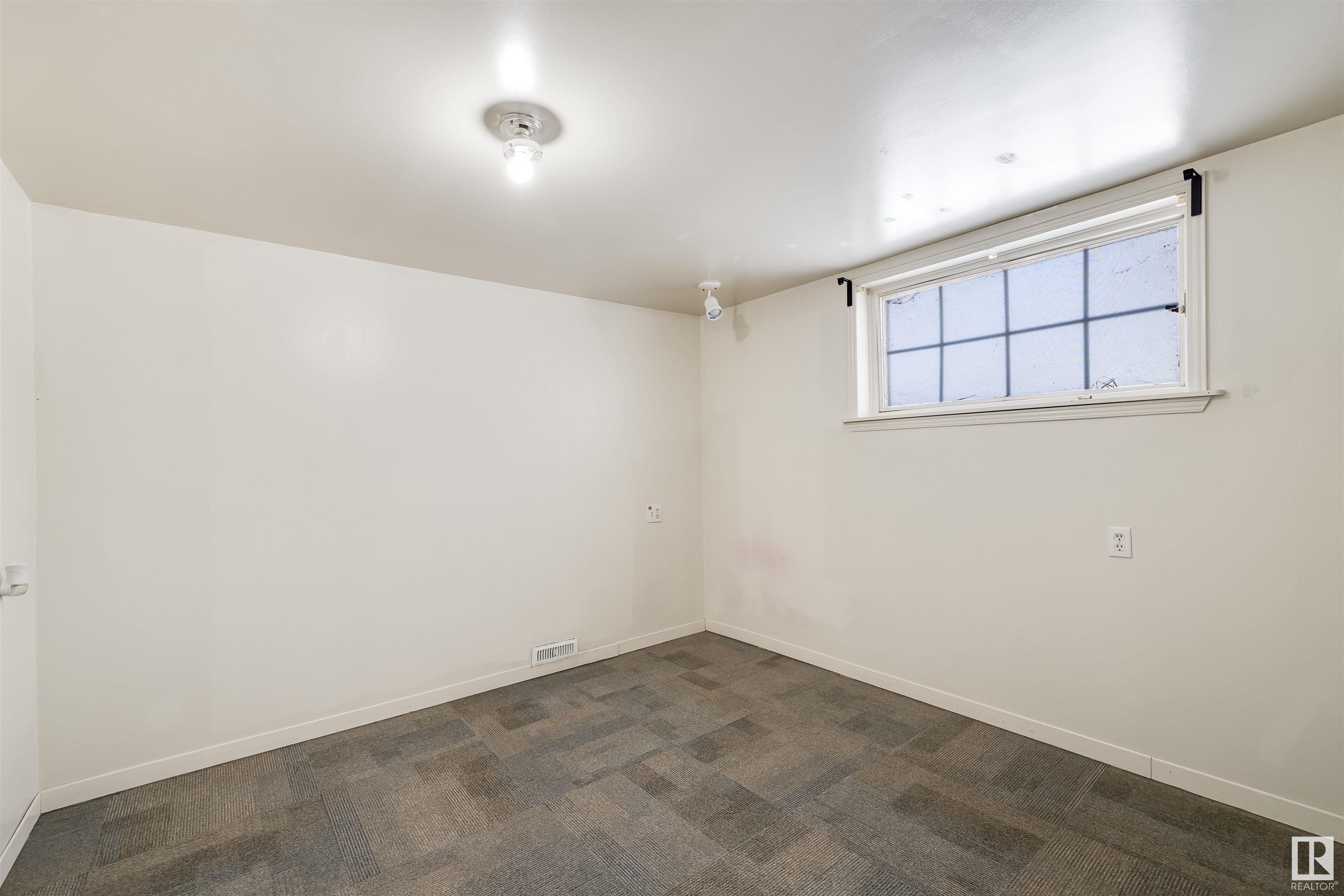      10536 67 AV NW , Edmonton,  ,T6H 1Z5 ;  Listing Number: MLS E4419588