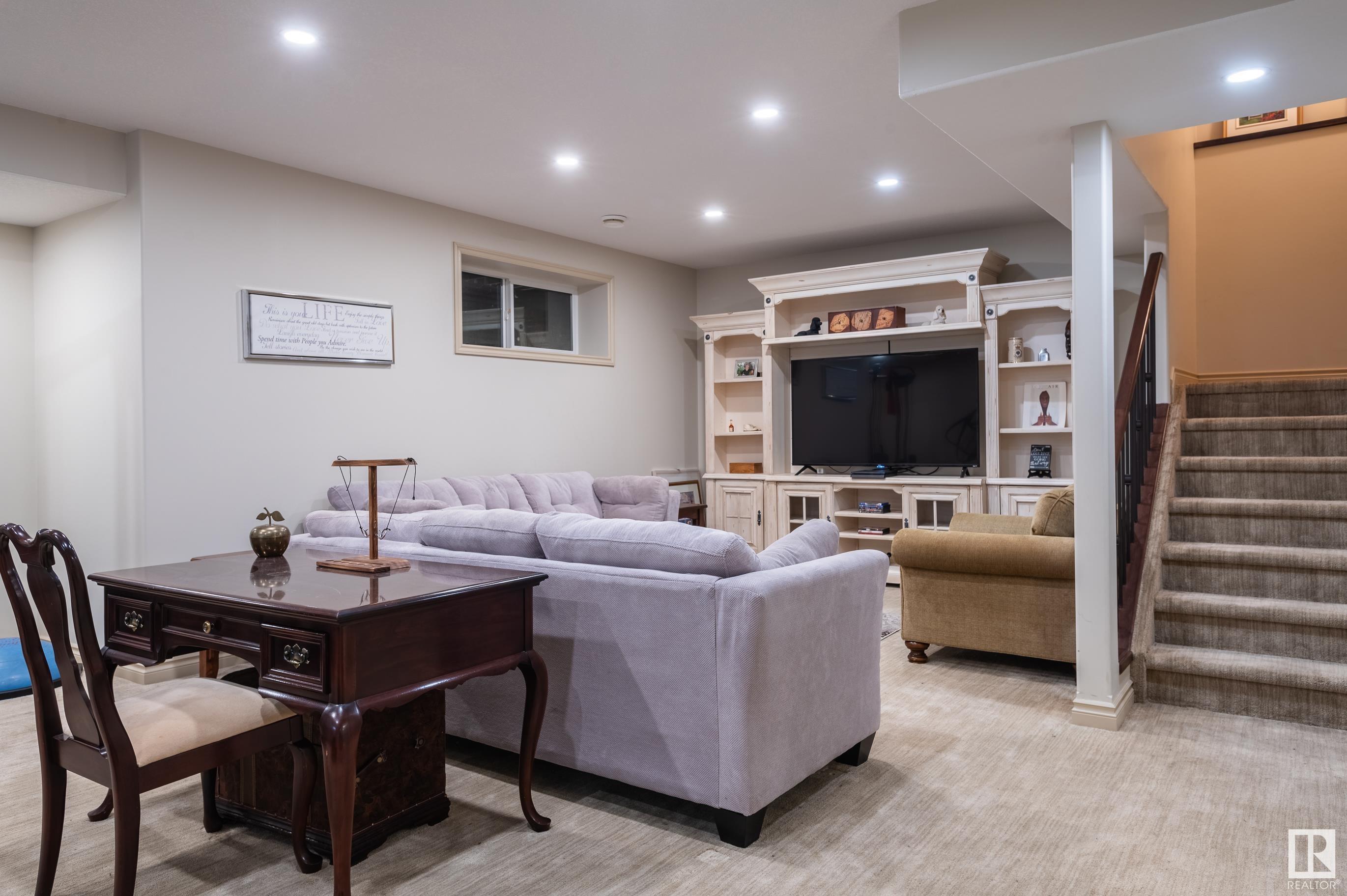      20623 57 AV NW , Edmonton,  ,T6M 0B5 ;  Listing Number: MLS E4419593