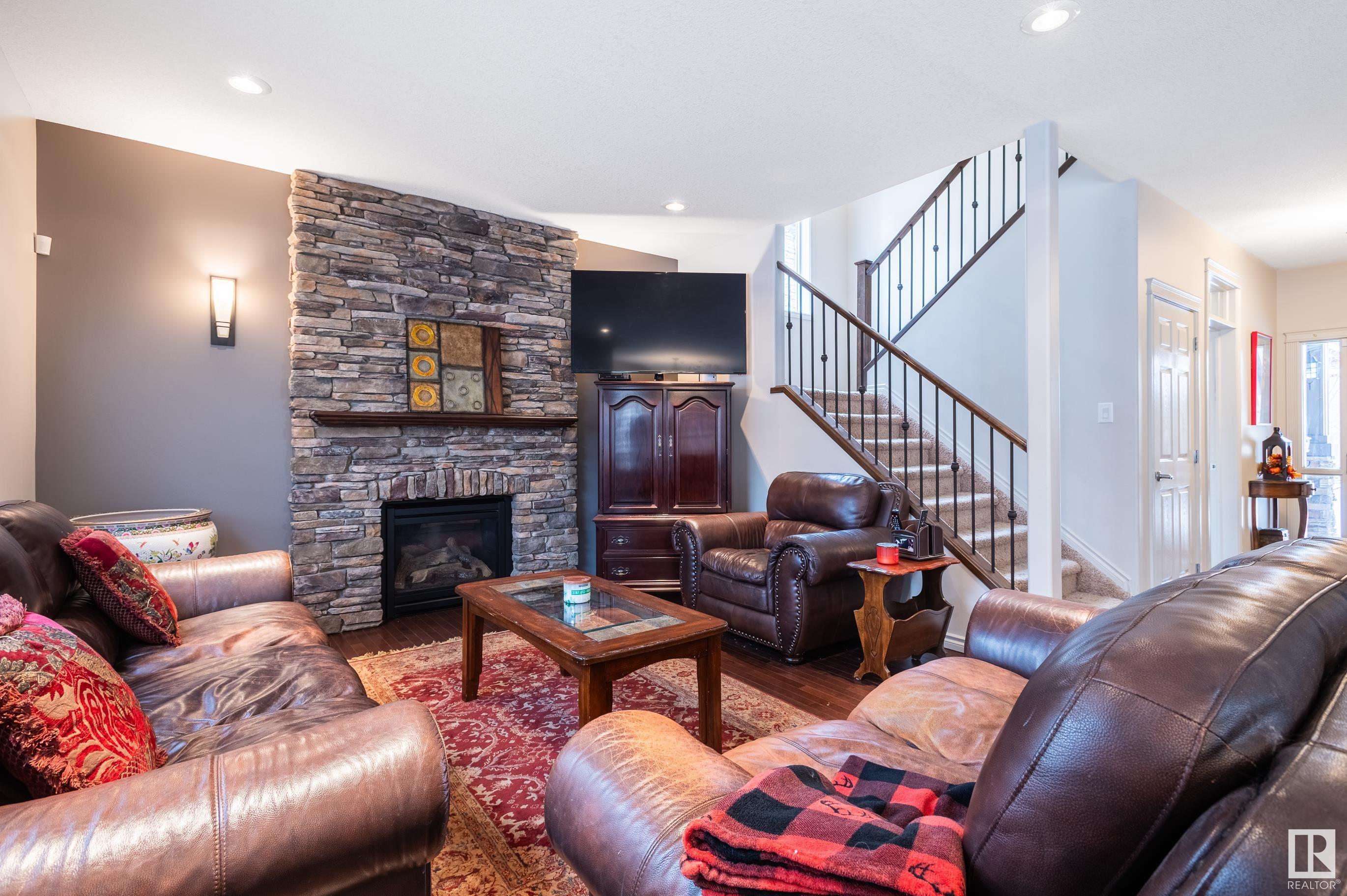      20623 57 AV NW , Edmonton,  ,T6M 0B5 ;  Listing Number: MLS E4419593