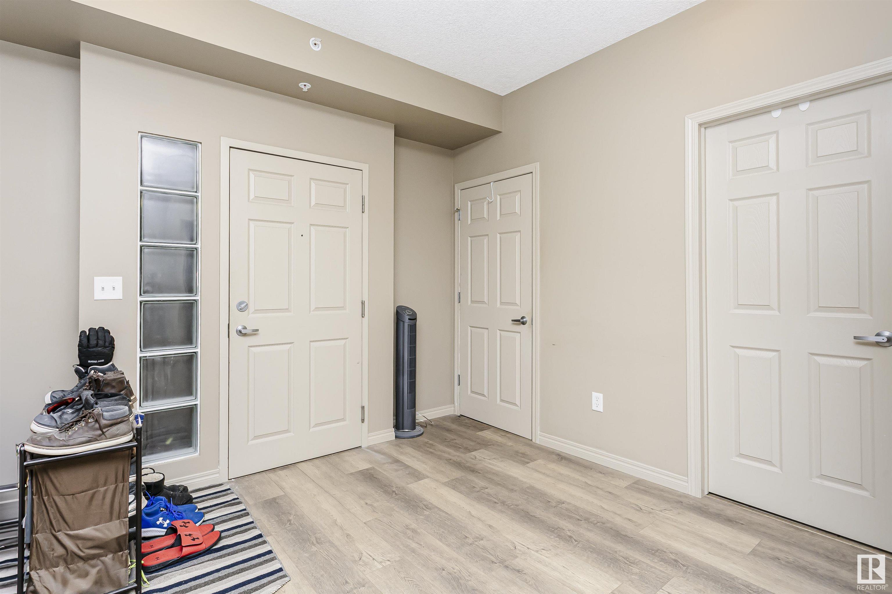      #2-414 4245 139 AV NW , Edmonton,  ,T5Y 3E8 ;  Listing Number: MLS E4419597