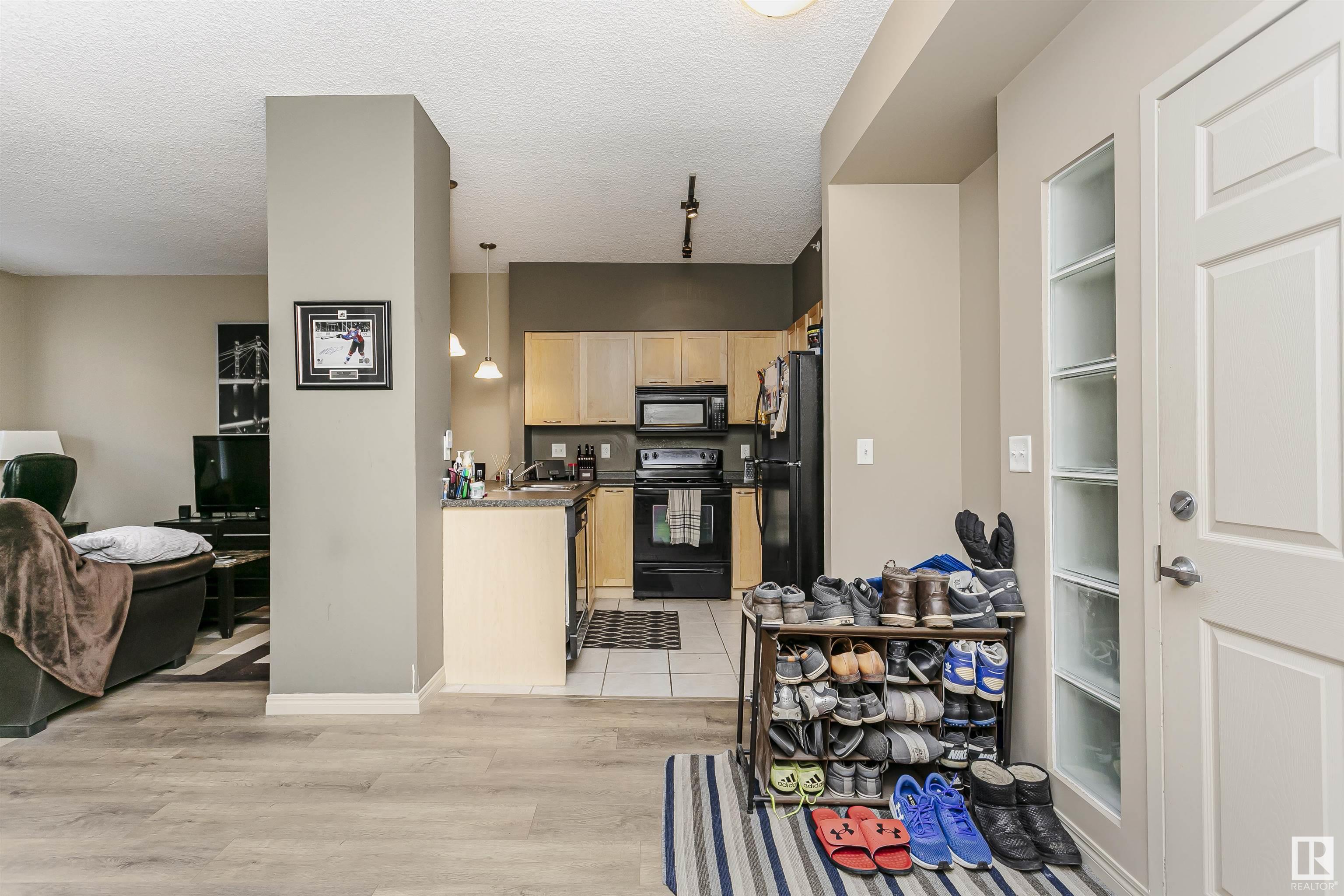      #2-414 4245 139 AV NW , Edmonton,  ,T5Y 3E8 ;  Listing Number: MLS E4419597