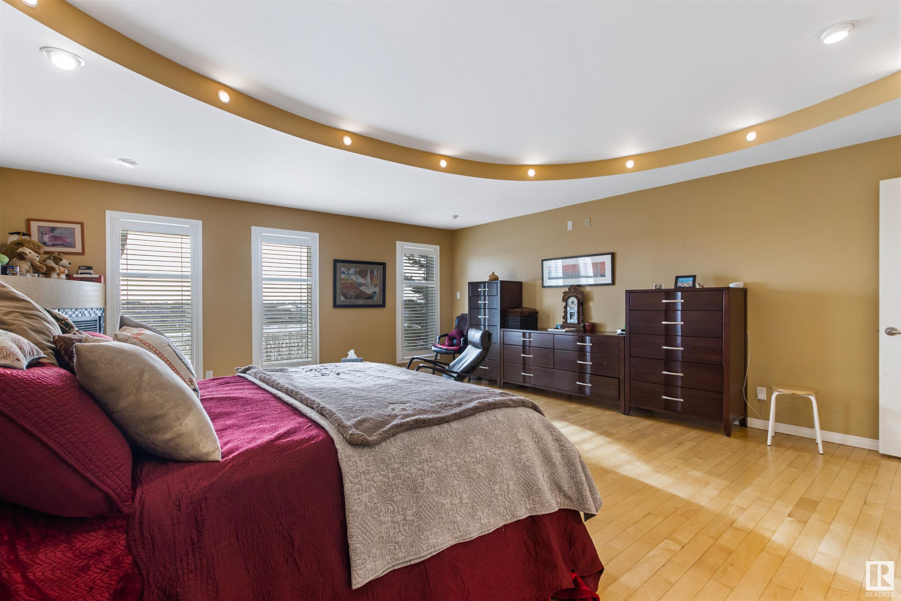      7702 JASPER AV NW , Edmonton,  ,T5H 3R8 ;  Listing Number: MLS E4419599