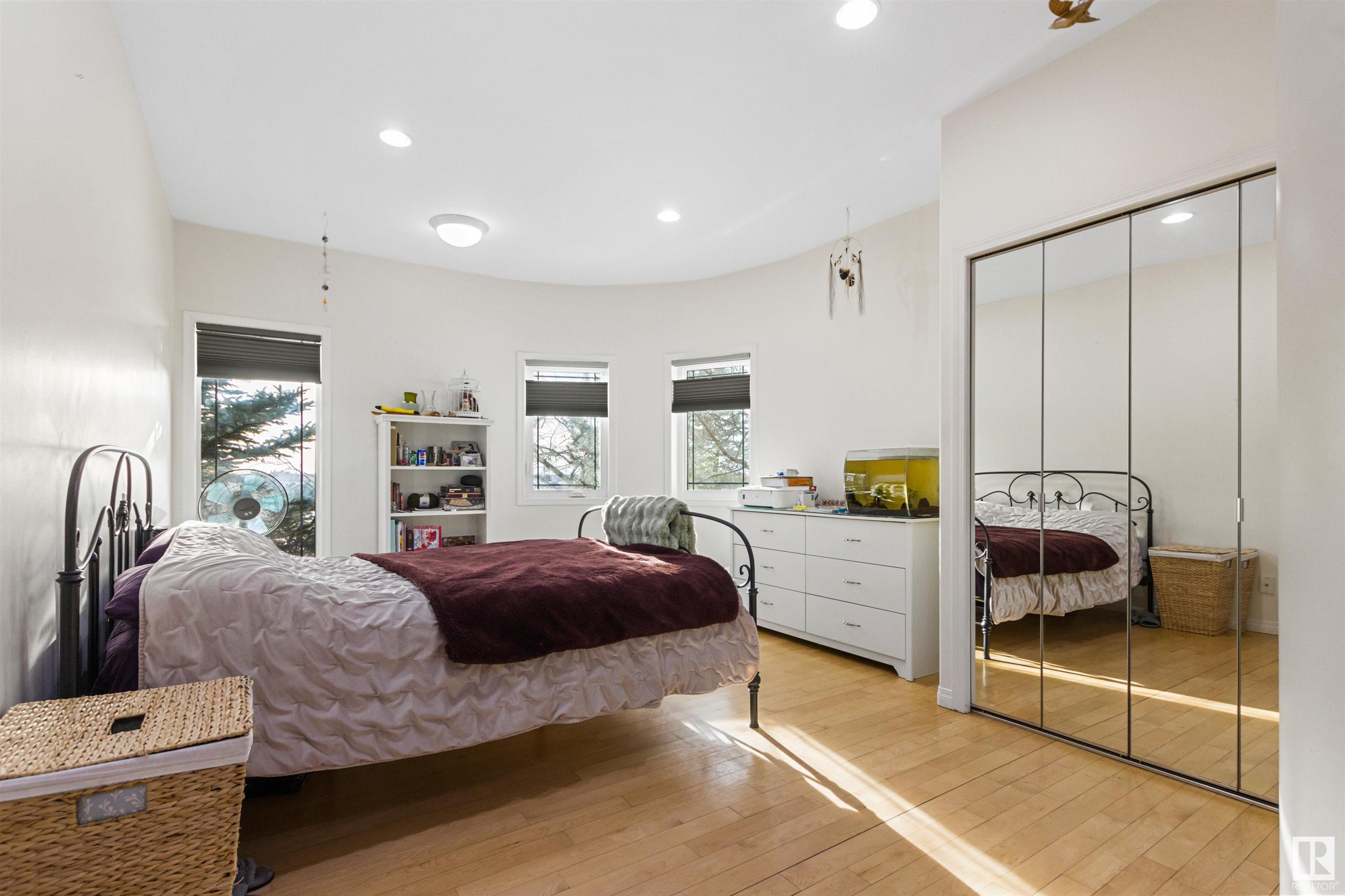      7702 JASPER AV NW , Edmonton,  ,T5H 3R8 ;  Listing Number: MLS E4419599