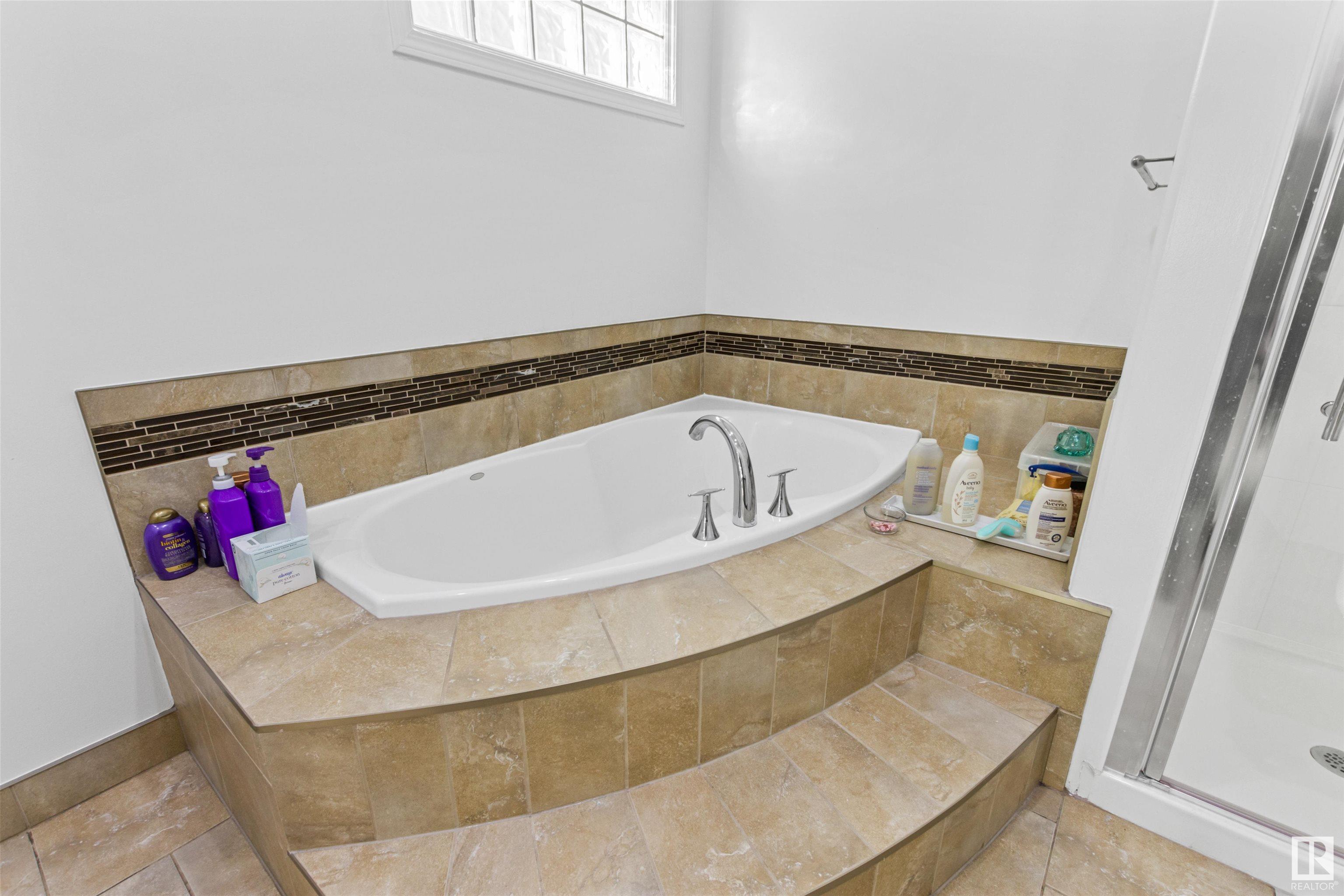      7702 JASPER AV NW , Edmonton,  ,T5H 3R8 ;  Listing Number: MLS E4419599