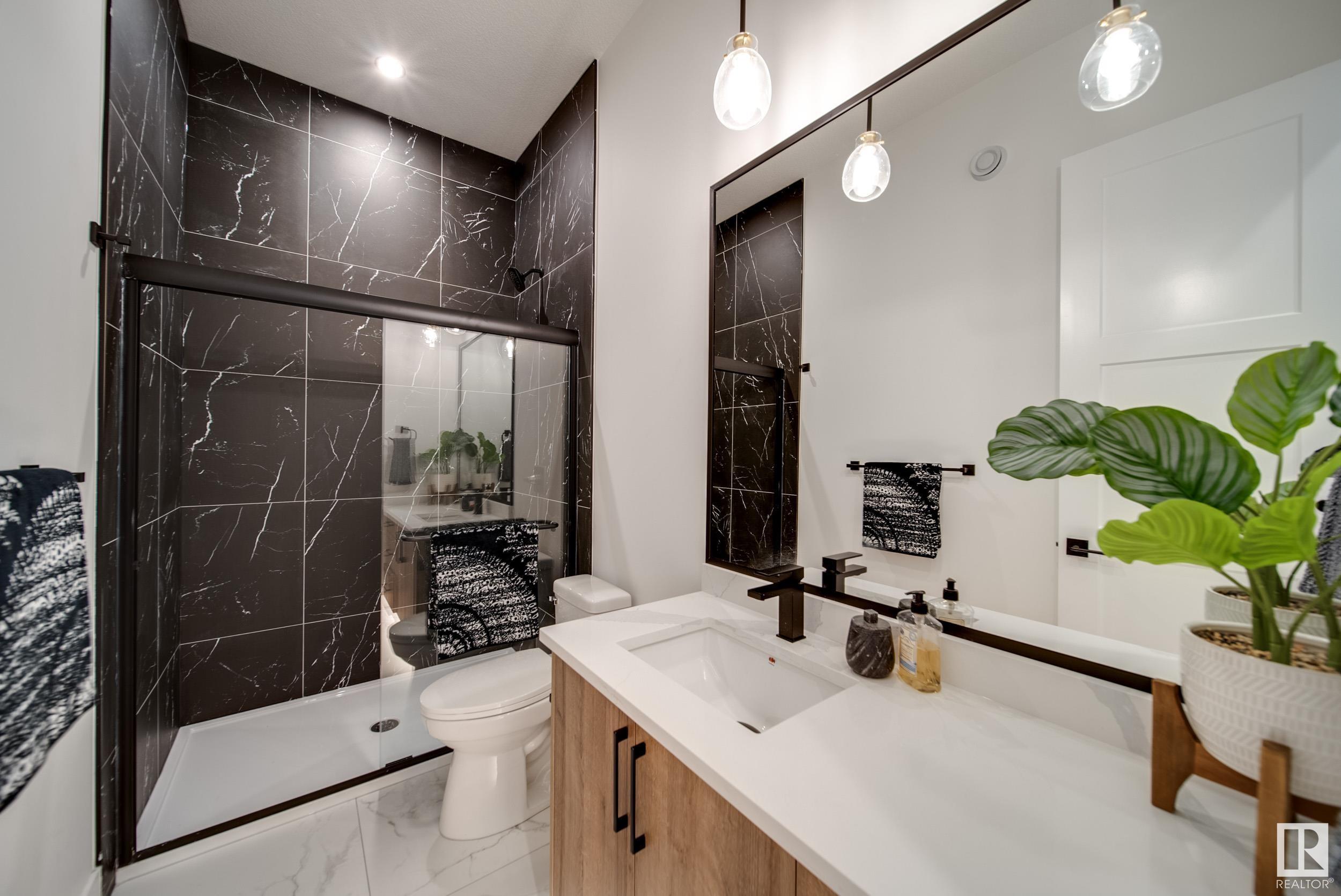      #7 20425 93 AV NW , Edmonton,  ,T5T 7C7 ;  Listing Number: MLS E4419601