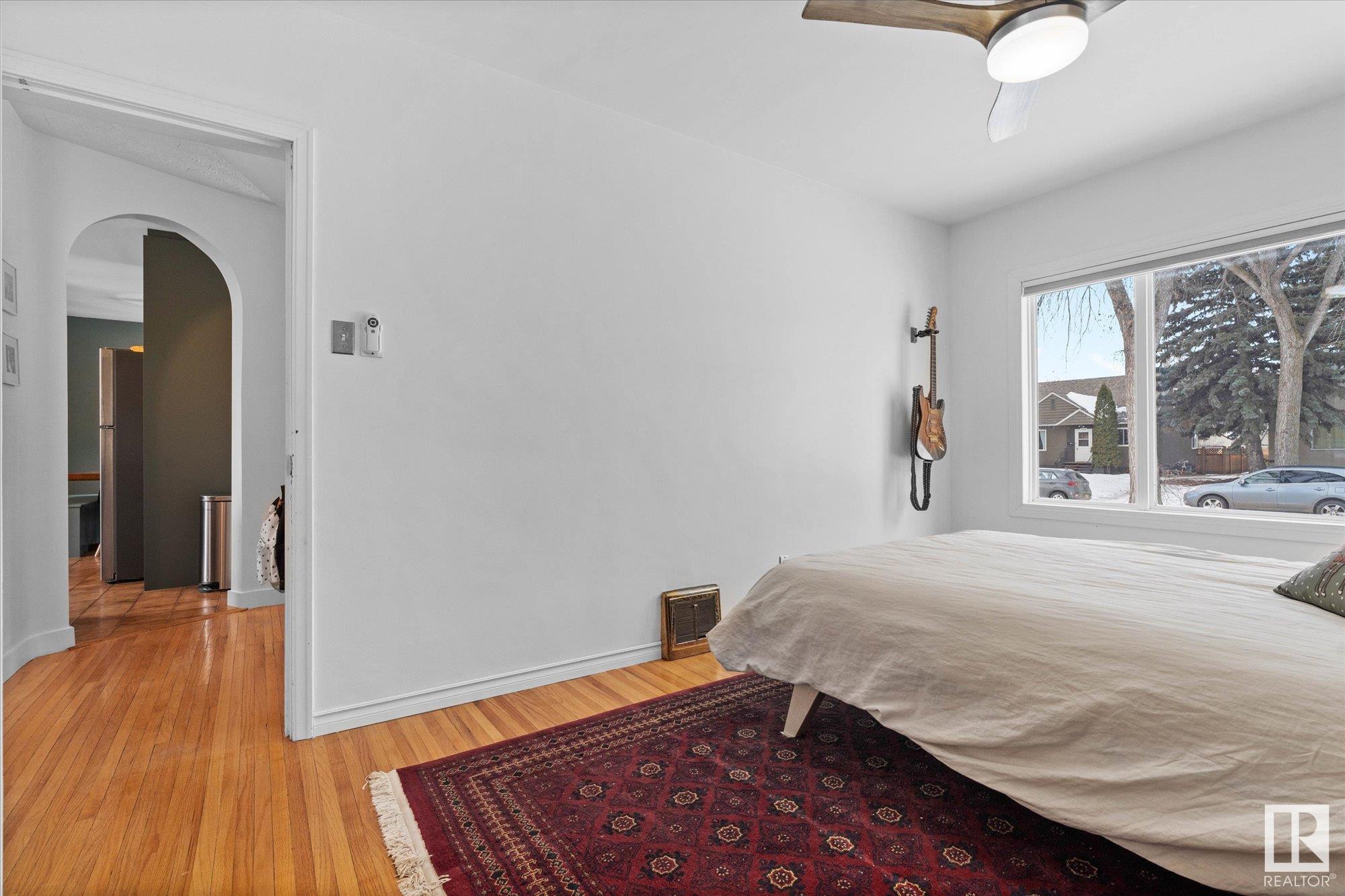      11931 128 ST NW , Edmonton,  ,T5L 1C2 ;  Listing Number: MLS E4419606