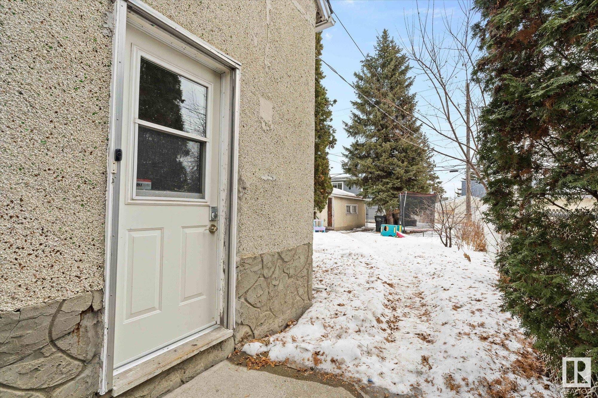      11931 128 ST NW , Edmonton,  ,T5L 1C2 ;  Listing Number: MLS E4419606