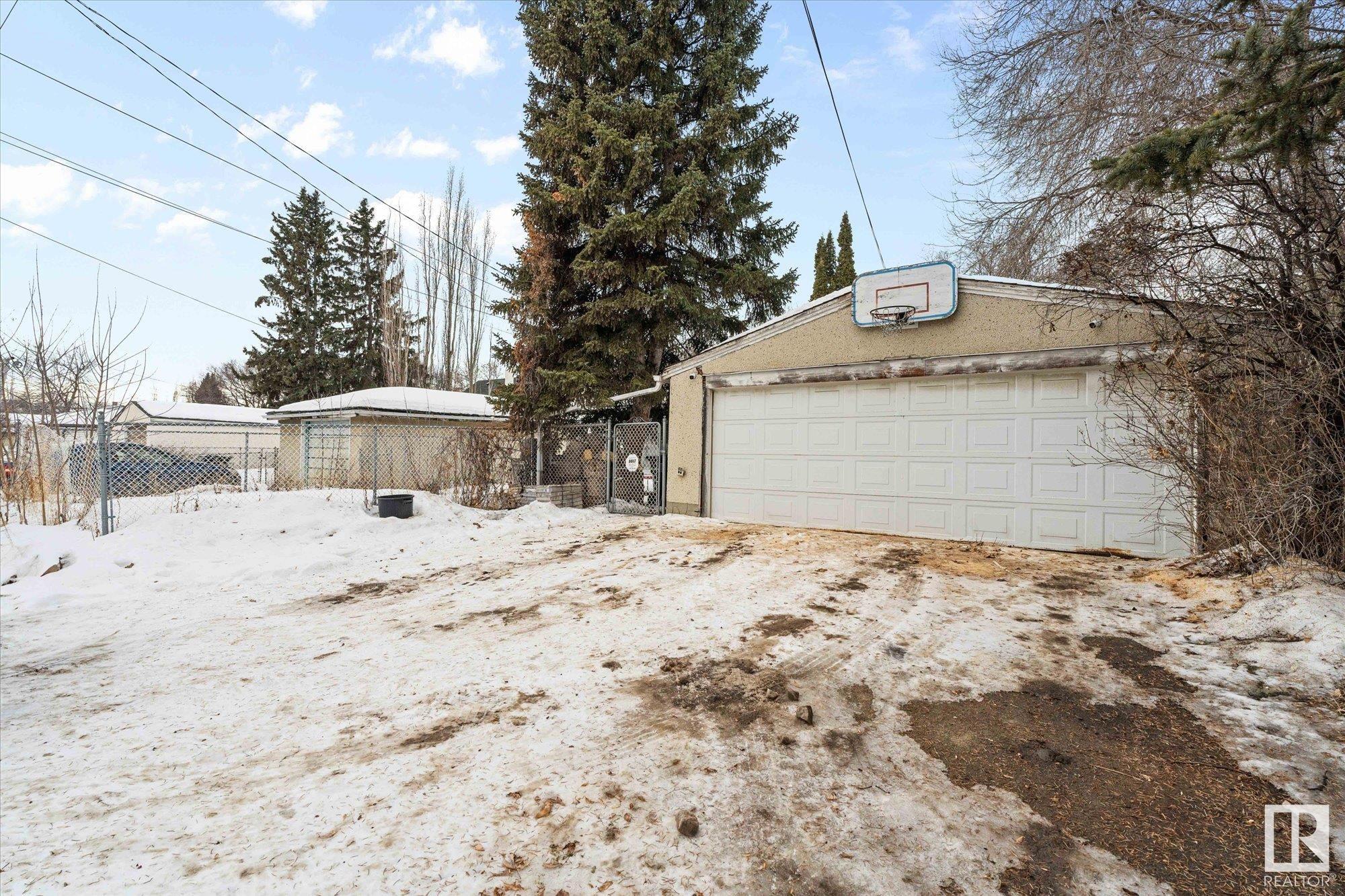      11931 128 ST NW , Edmonton,  ,T5L 1C2 ;  Listing Number: MLS E4419606