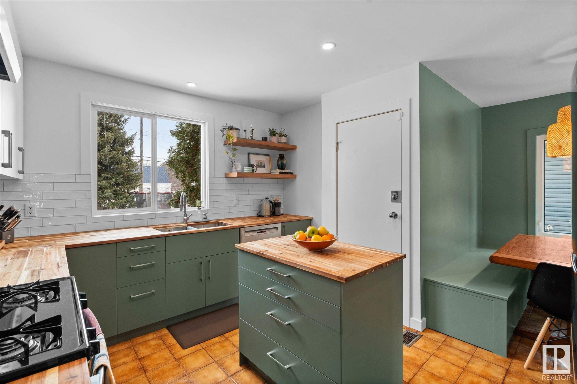      11931 128 ST NW , Edmonton,  ,T5L 1C2 ;  Listing Number: MLS E4419606