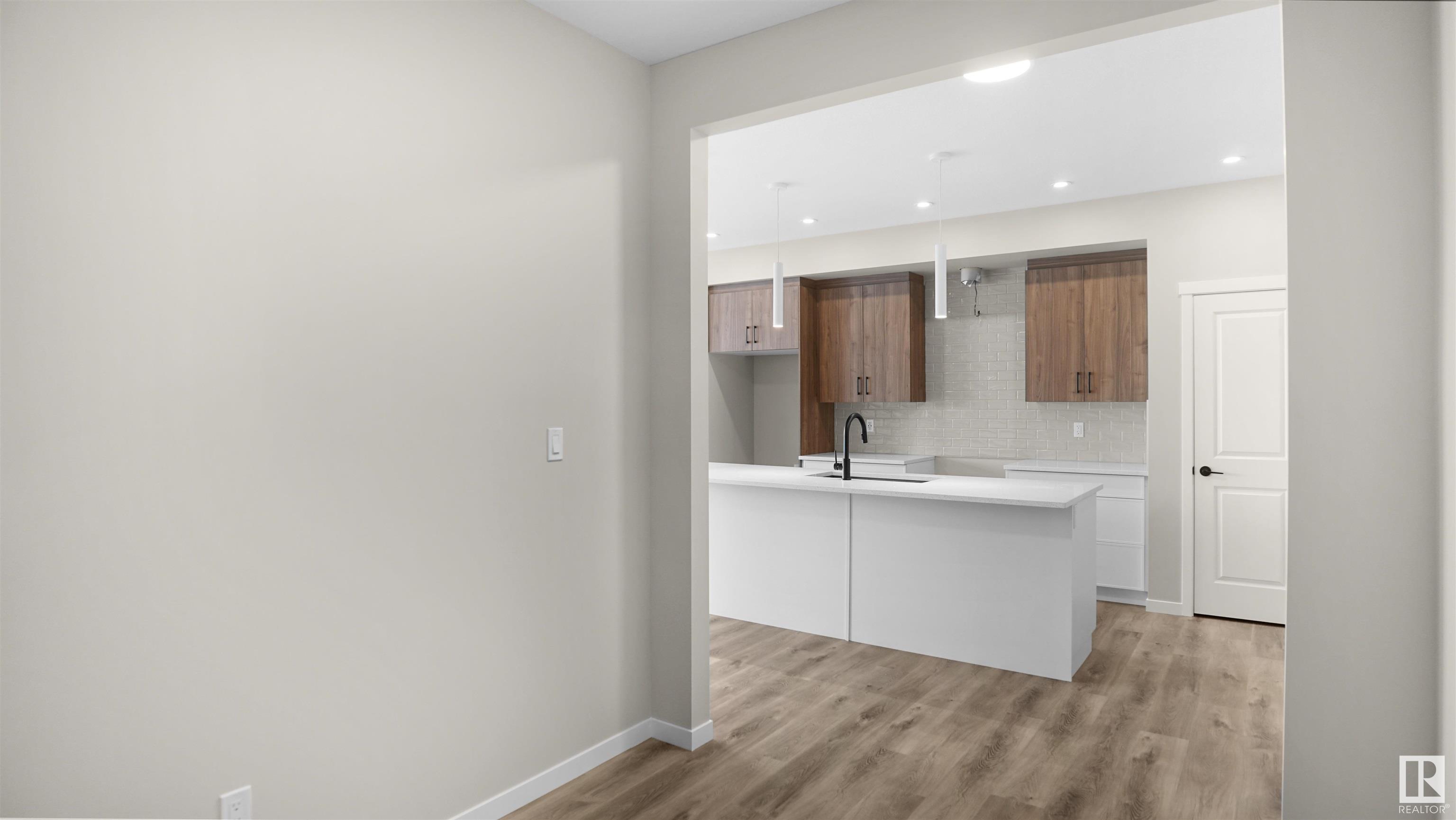     2832 152 AV NW , Edmonton,  ,T5Y 6C4 ;  Listing Number: MLS E4419607
