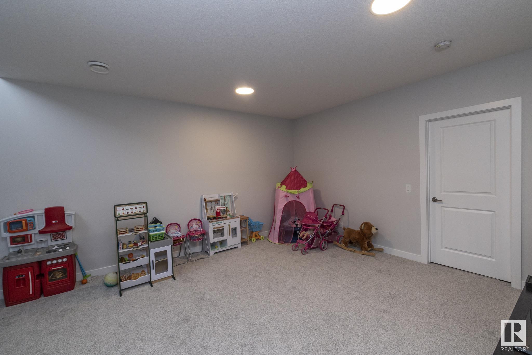      21023 130 AV NW , Edmonton,  ,T5S 0N6 ;  Listing Number: MLS E4419611