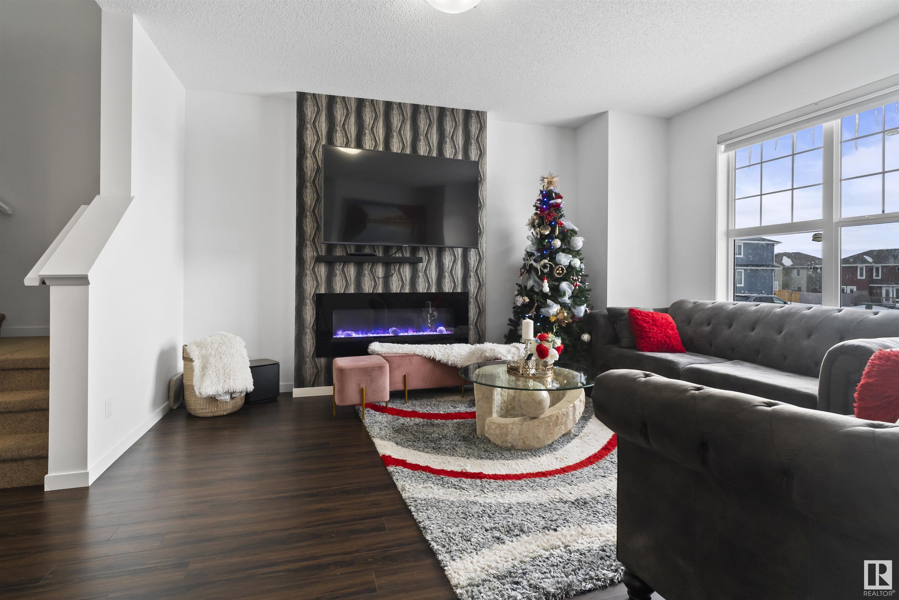      2031 52 ST SW SW , Edmonton,  ,T6X 1Z7 ;  Listing Number: MLS E4419622
