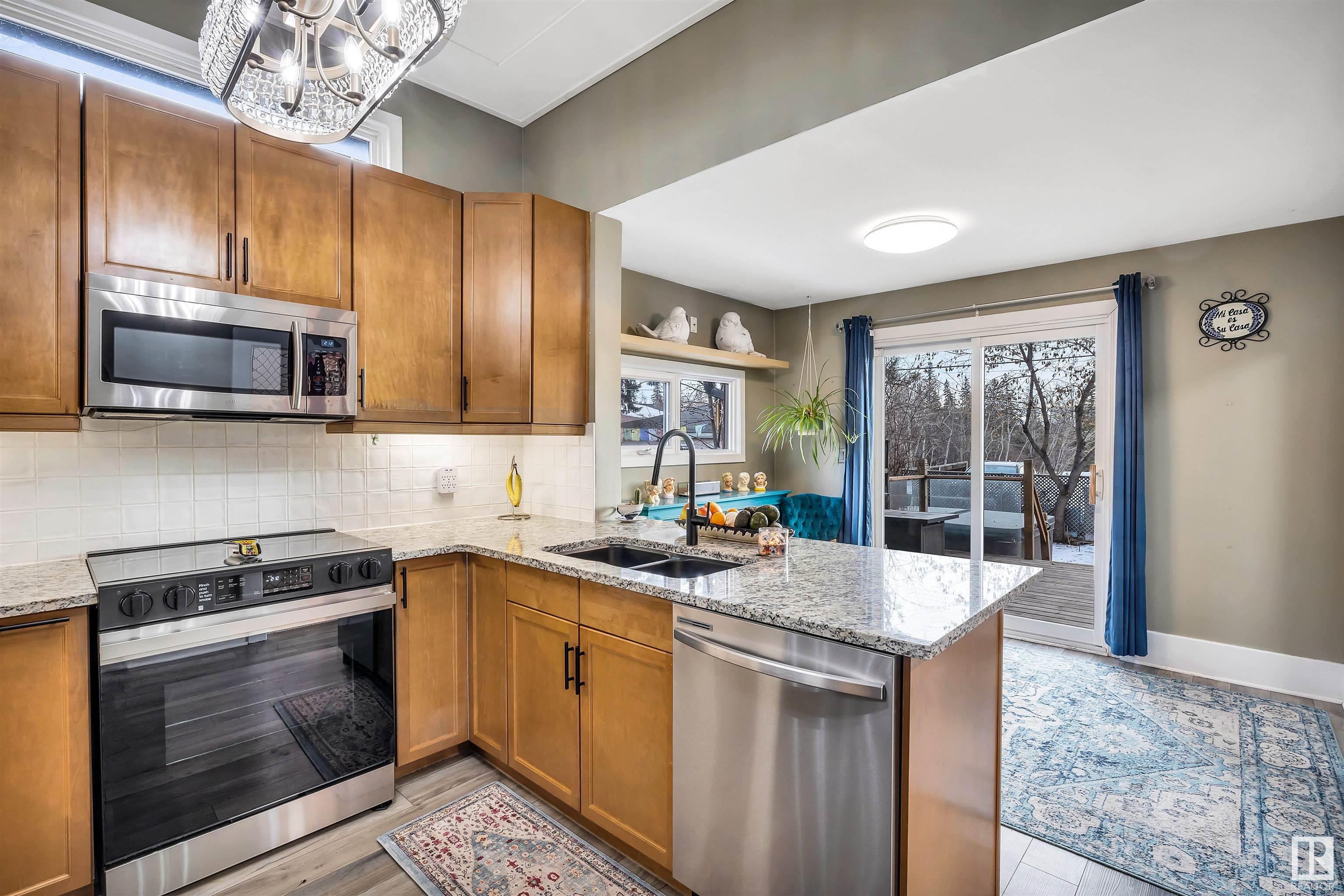      7913 112S AV NW , Edmonton,  ,T5B 0E7 ;  Listing Number: MLS E4419628