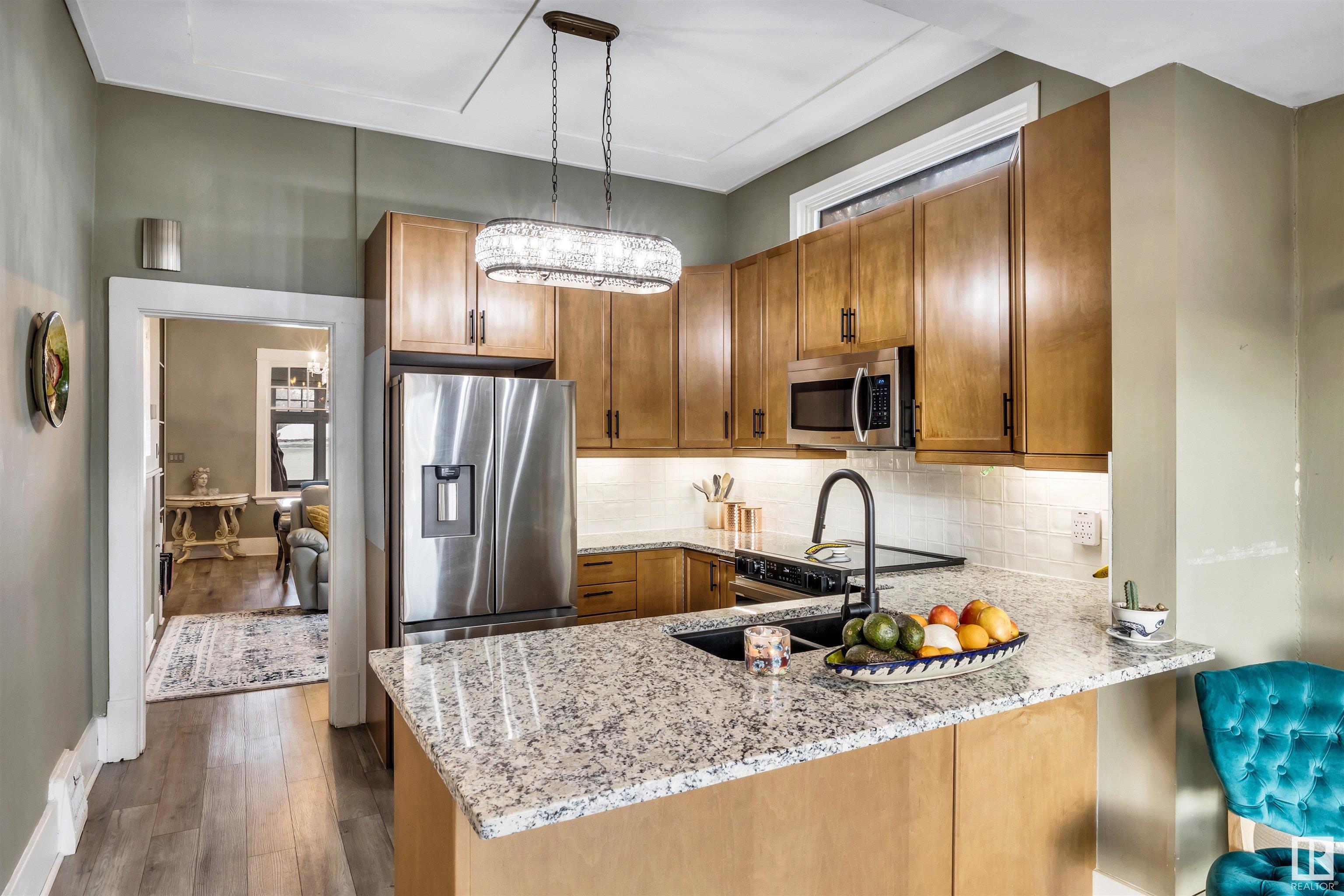      7913 112S AV NW , Edmonton,  ,T5B 0E7 ;  Listing Number: MLS E4419628