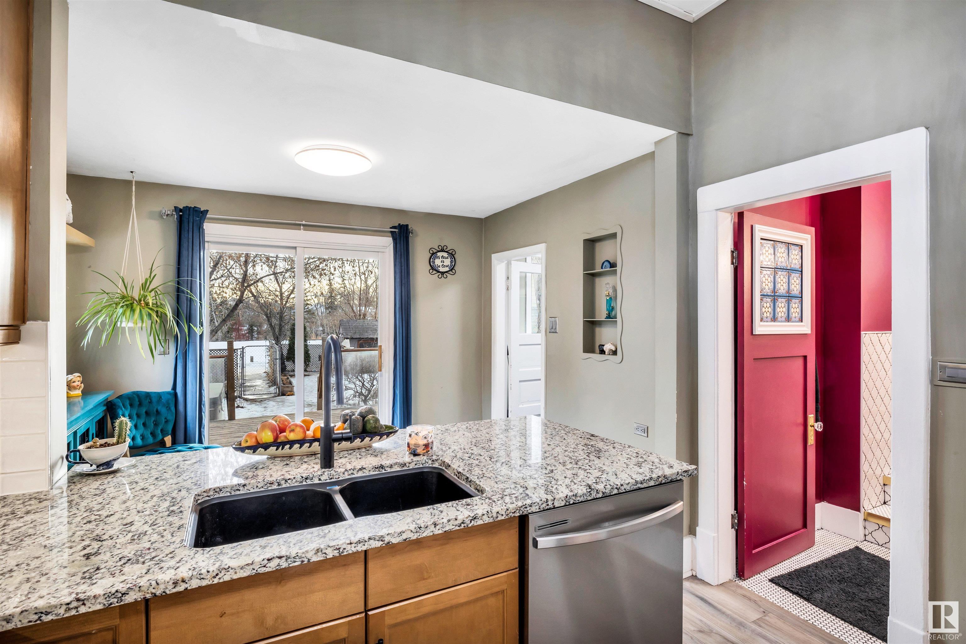      7913 112S AV NW , Edmonton,  ,T5B 0E7 ;  Listing Number: MLS E4419628