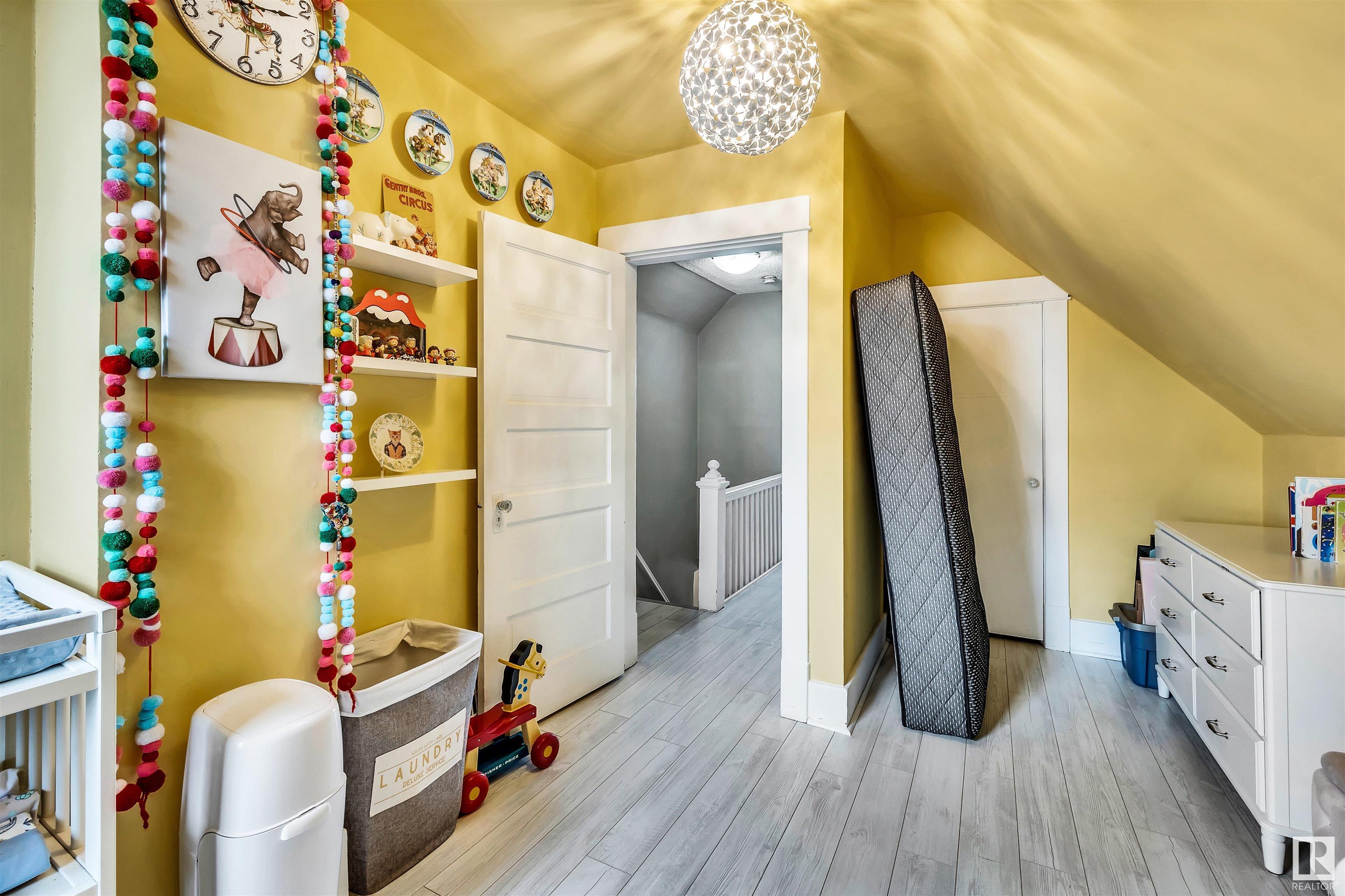      7913 112S AV NW , Edmonton,  ,T5B 0E7 ;  Listing Number: MLS E4419628