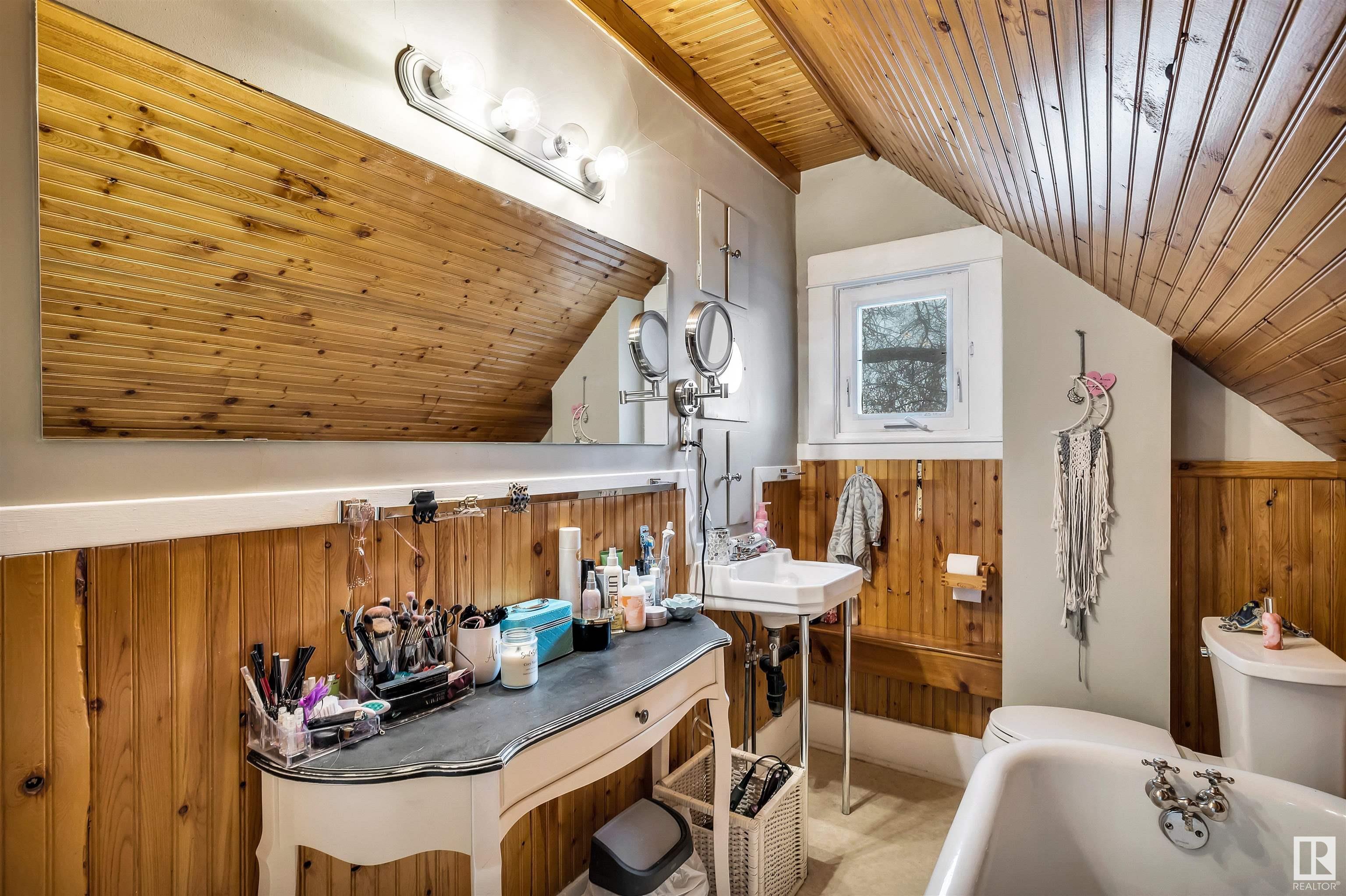      7913 112S AV NW , Edmonton,  ,T5B 0E7 ;  Listing Number: MLS E4419628