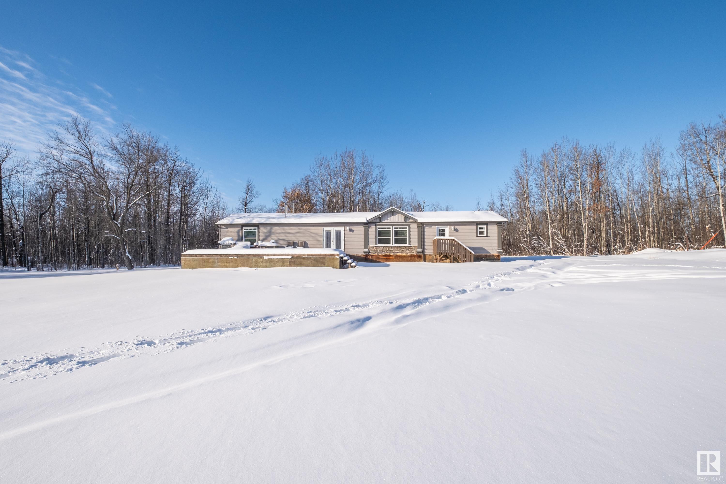      9119 HWY 18 , Rural Lac Ste. Anne County,  ,T0E 0J0 ;  Listing Number: MLS E4419632