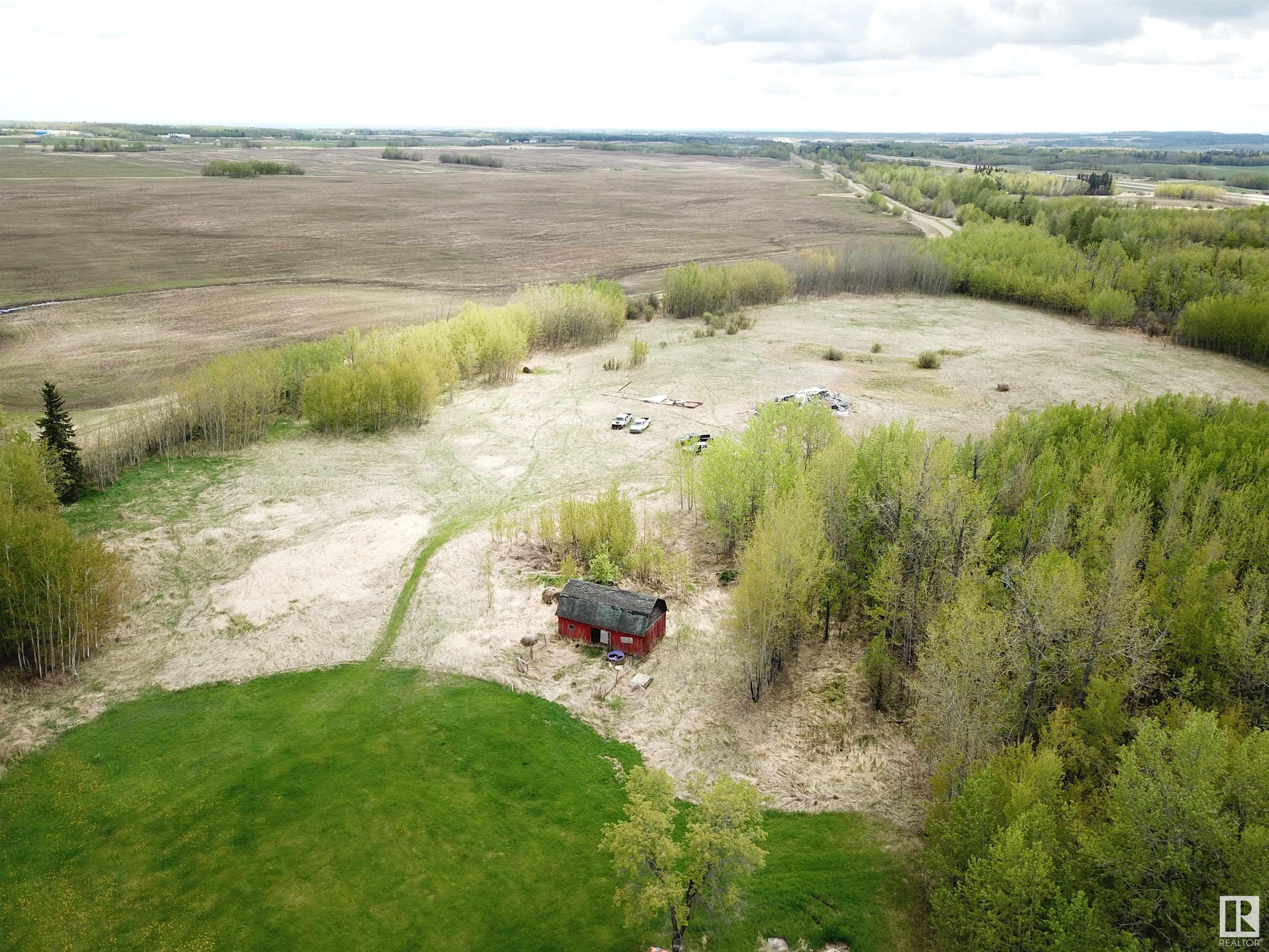      9119 HWY 18 , Rural Lac Ste. Anne County,  ,T0E 0J0 ;  Listing Number: MLS E4419632