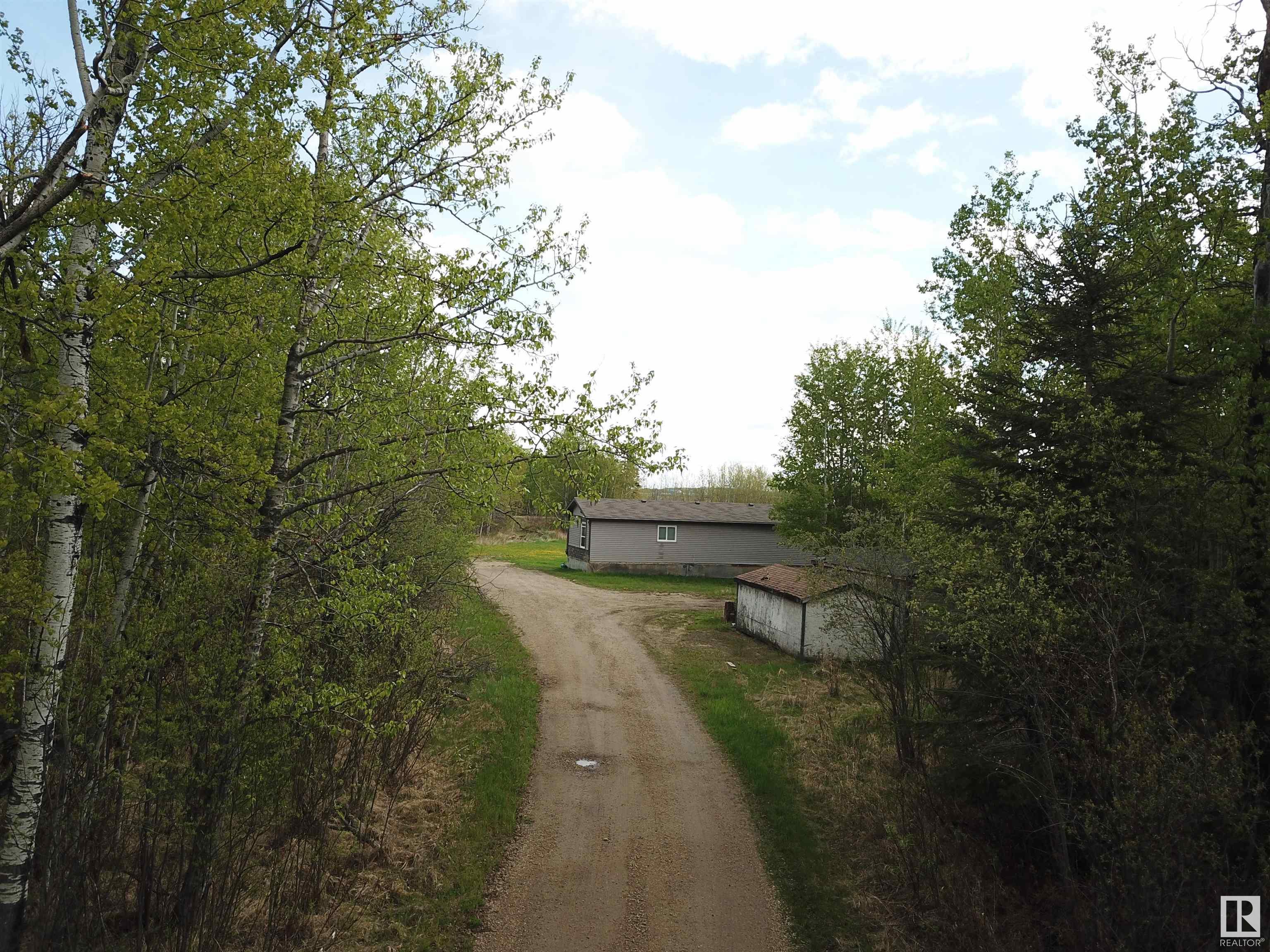      9119 HWY 18 , Rural Lac Ste. Anne County,  ,T0E 0J0 ;  Listing Number: MLS E4419632