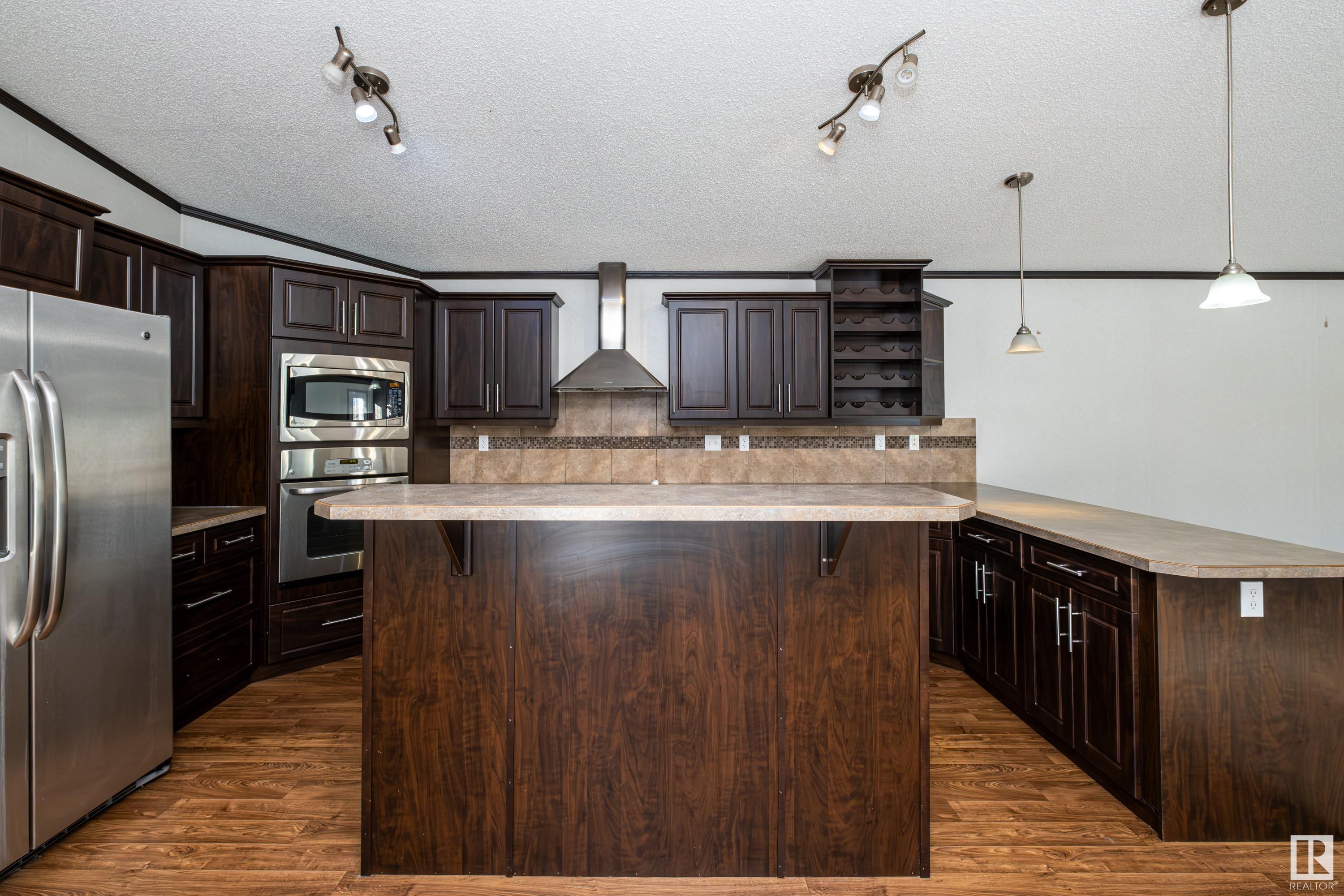      9119 HWY 18 , Rural Lac Ste. Anne County,  ,T0E 0J0 ;  Listing Number: MLS E4419632