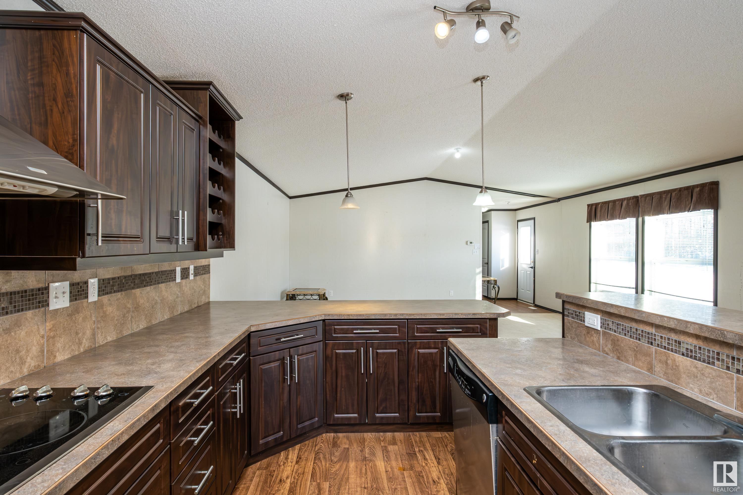      9119 HWY 18 , Rural Lac Ste. Anne County,  ,T0E 0J0 ;  Listing Number: MLS E4419632
