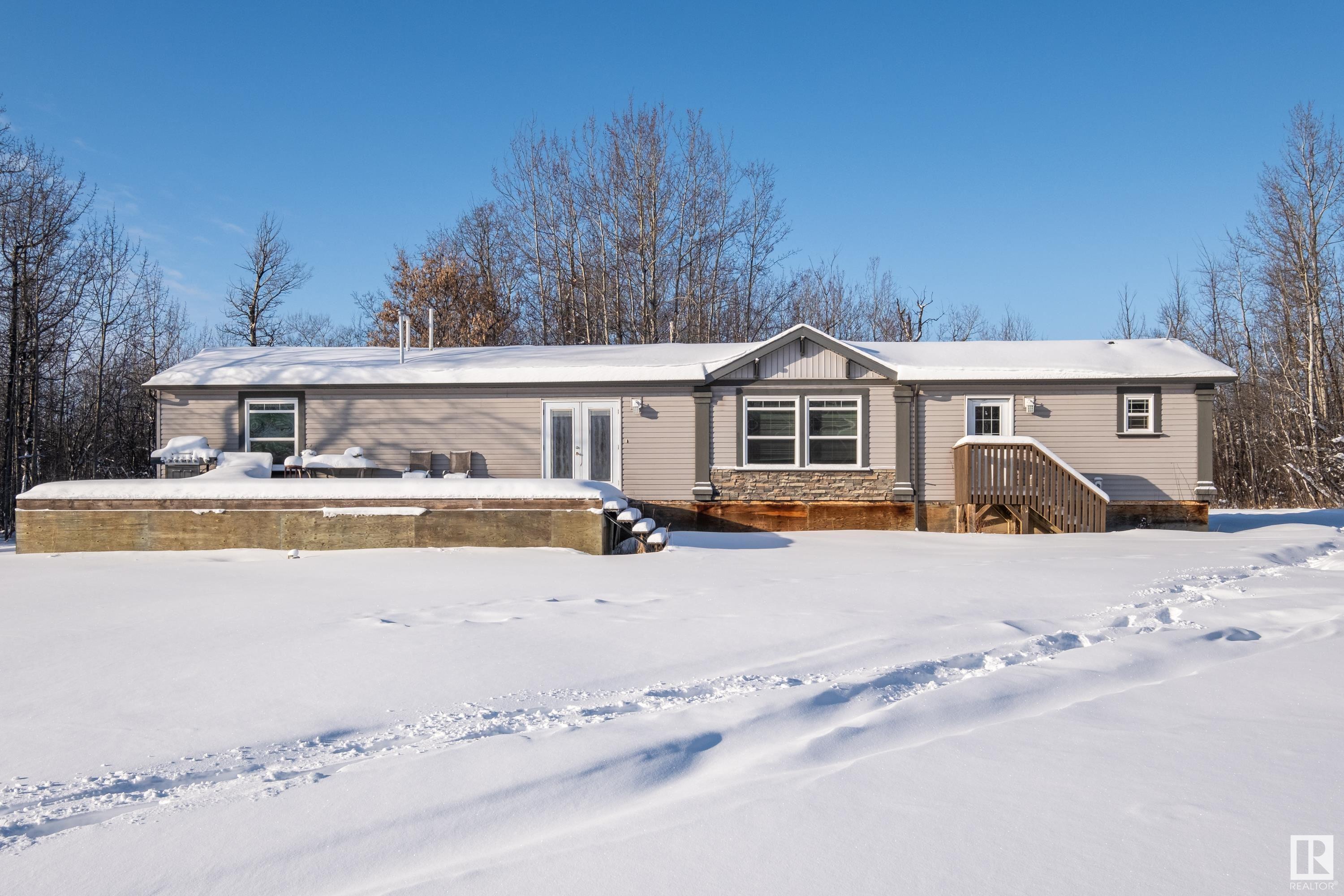      9119 HWY 18 , Rural Lac Ste. Anne County,  ,T0E 0J0 ;  Listing Number: MLS E4419632