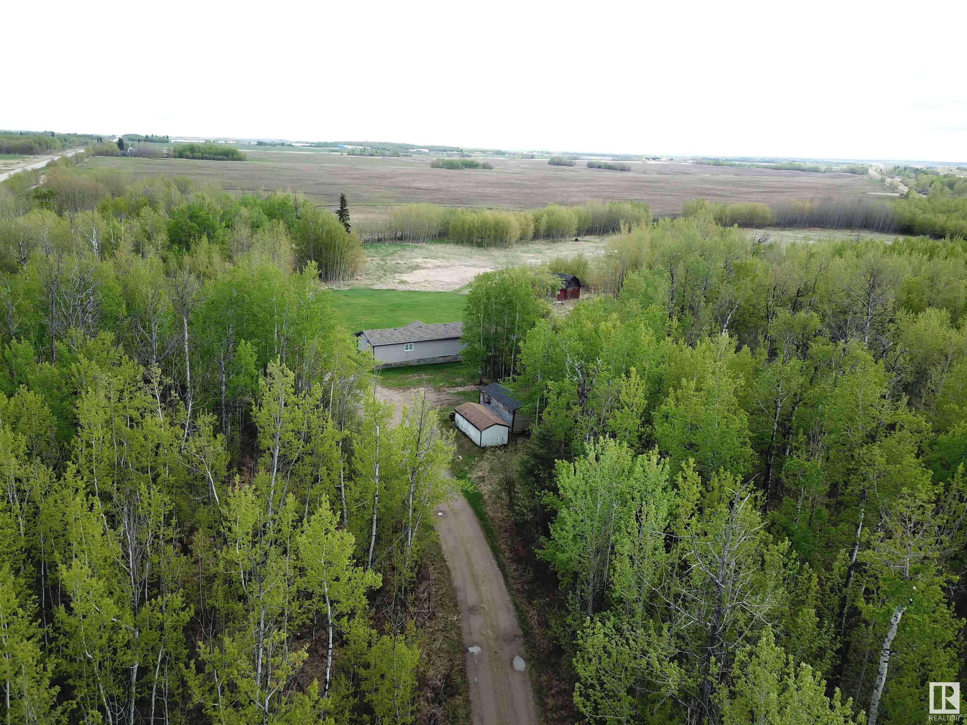     9119 HWY 18 , Rural Lac Ste. Anne County,  ,T0E 0J0 ;  Listing Number: MLS E4419632
