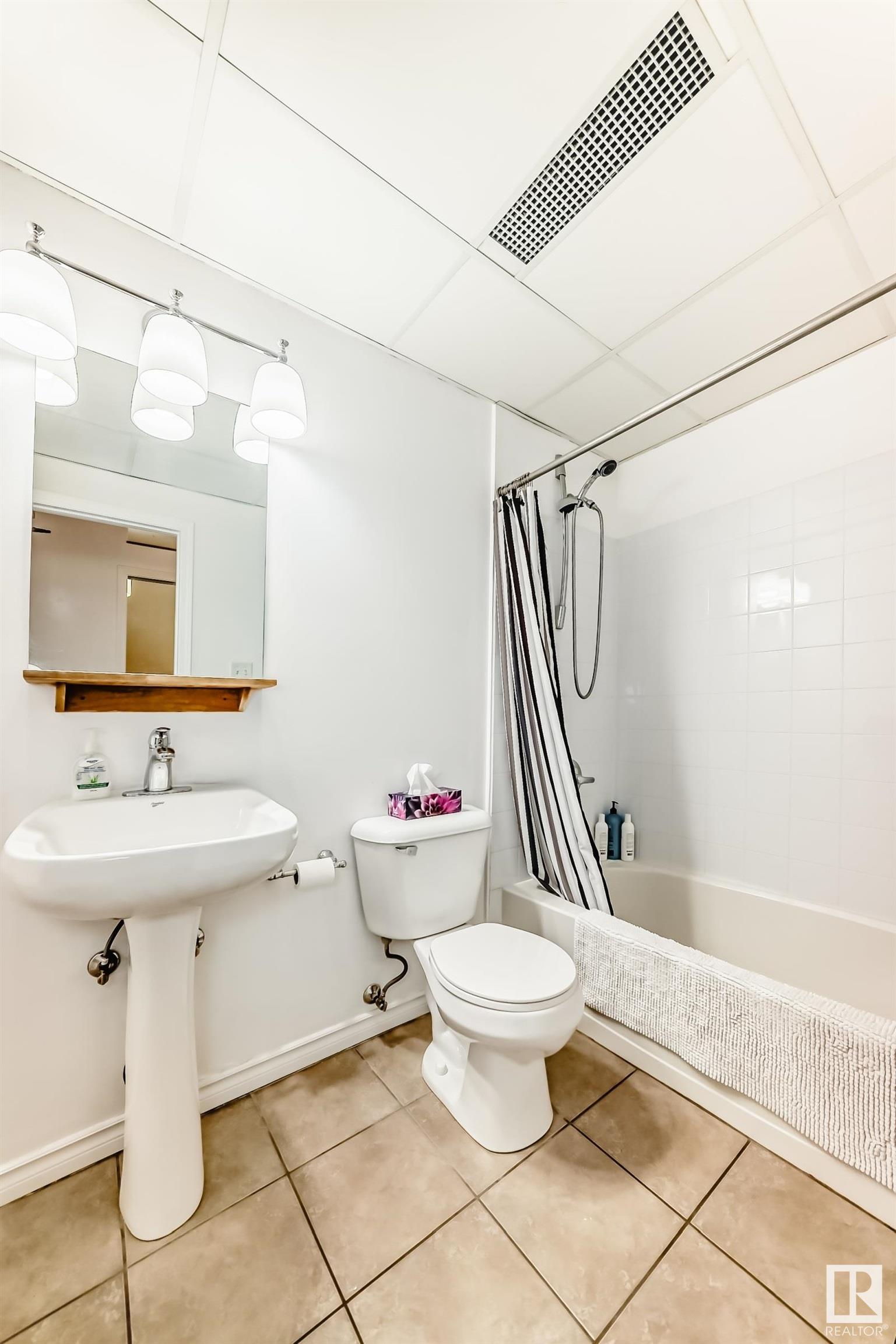      #1404 10024 JASPER AV NW , Edmonton,  ,T5J 1R9 ;  Listing Number: MLS E4419633