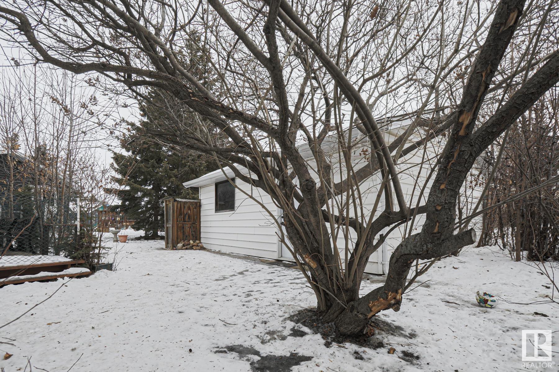      80 WARWICK RD NW , Edmonton,  ,T5X 4P8 ;  Listing Number: MLS E4419635