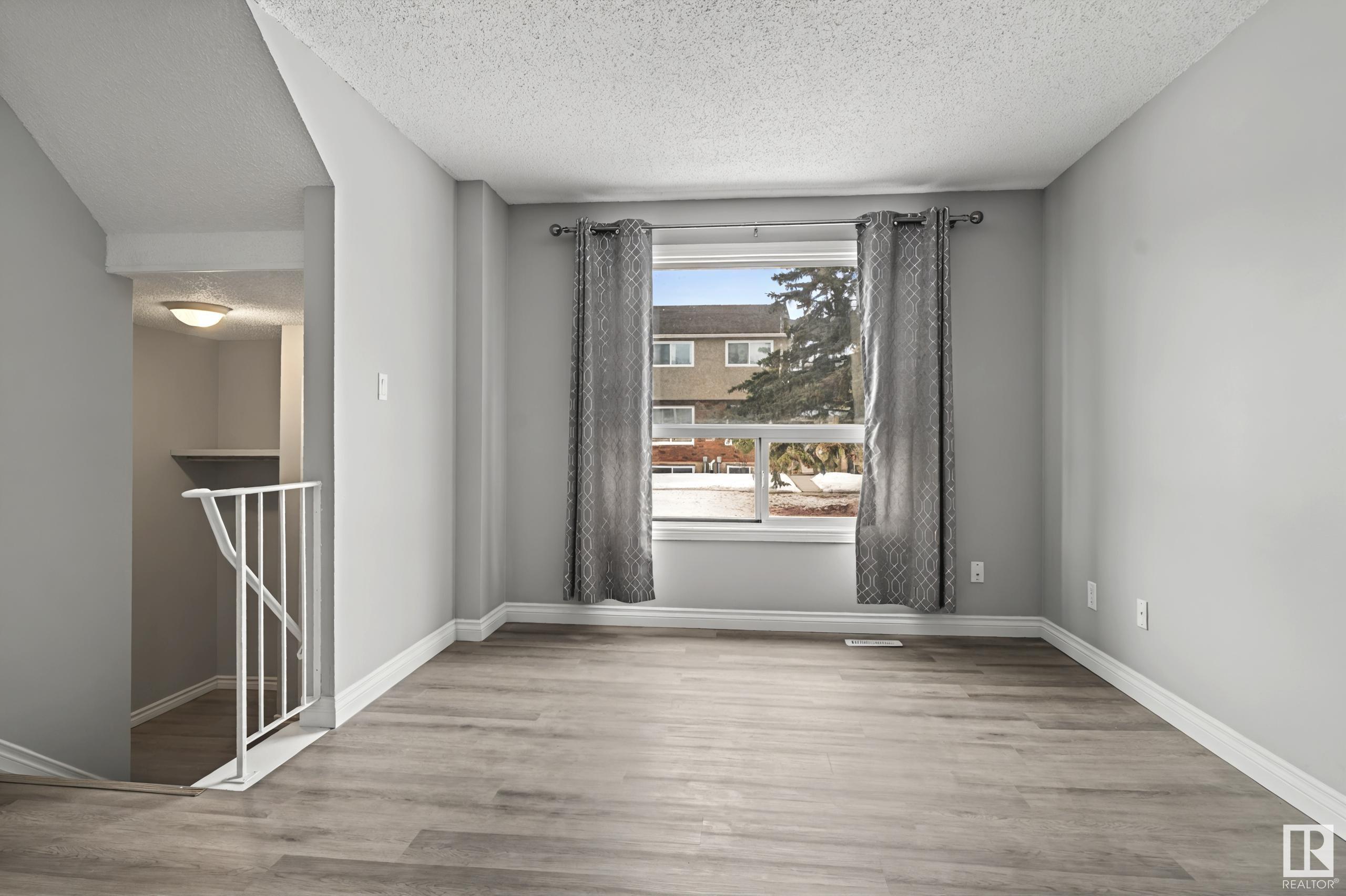      18349 93 AV NW , Edmonton,  ,T5T 1V2 ;  Listing Number: MLS E4419636
