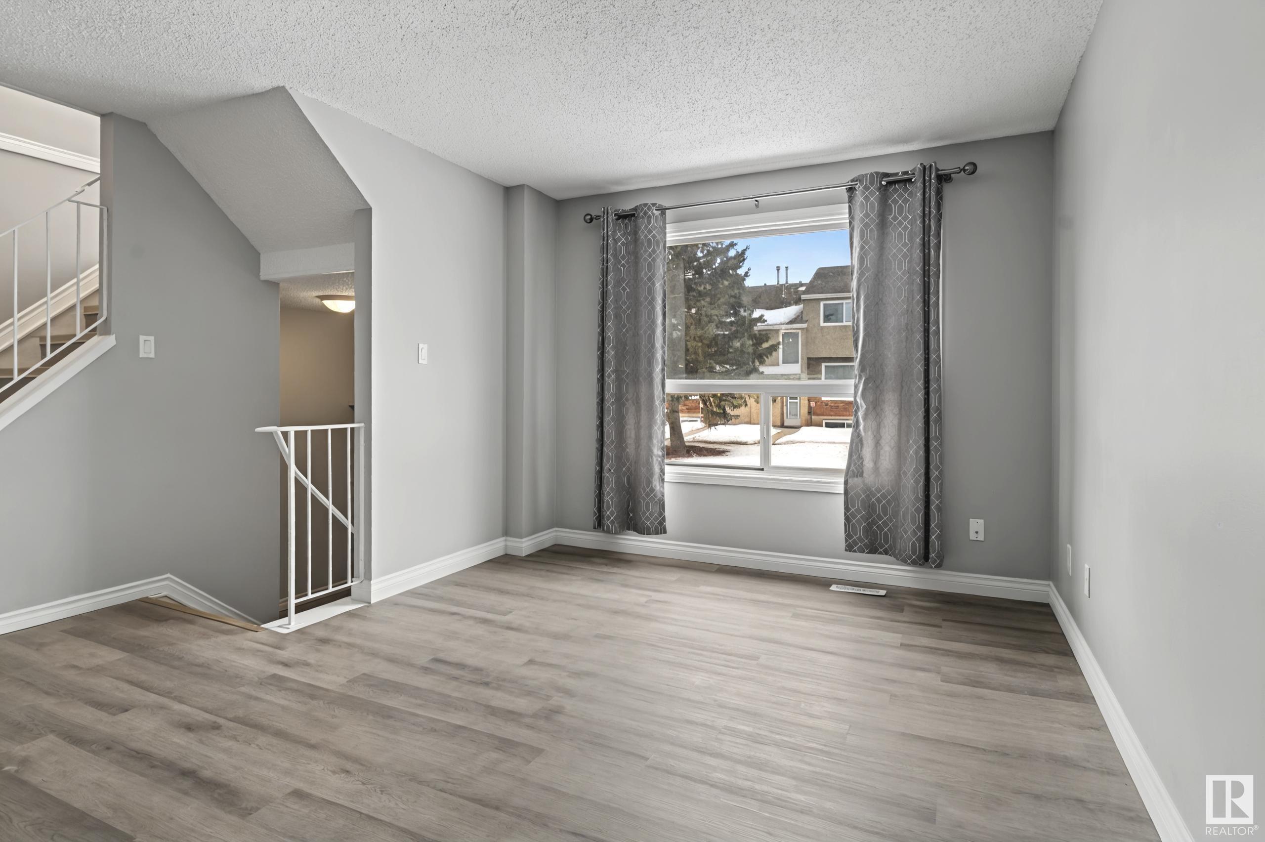      18349 93 AV NW , Edmonton,  ,T5T 1V2 ;  Listing Number: MLS E4419636