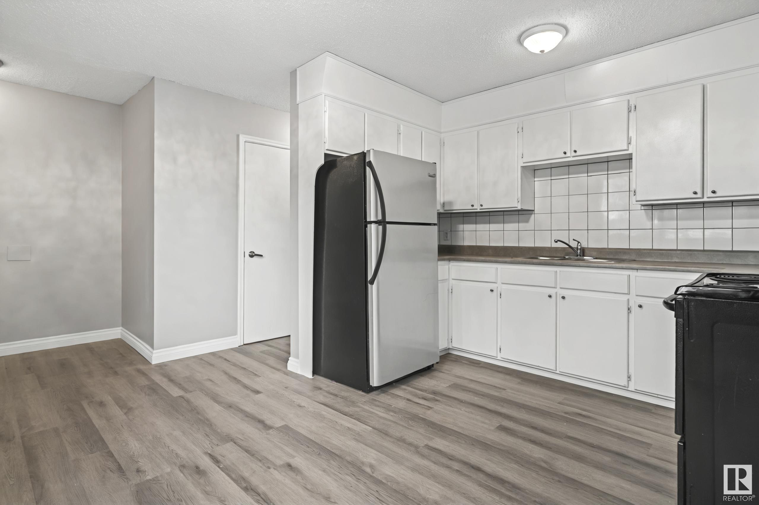      18349 93 AV NW , Edmonton,  ,T5T 1V2 ;  Listing Number: MLS E4419636