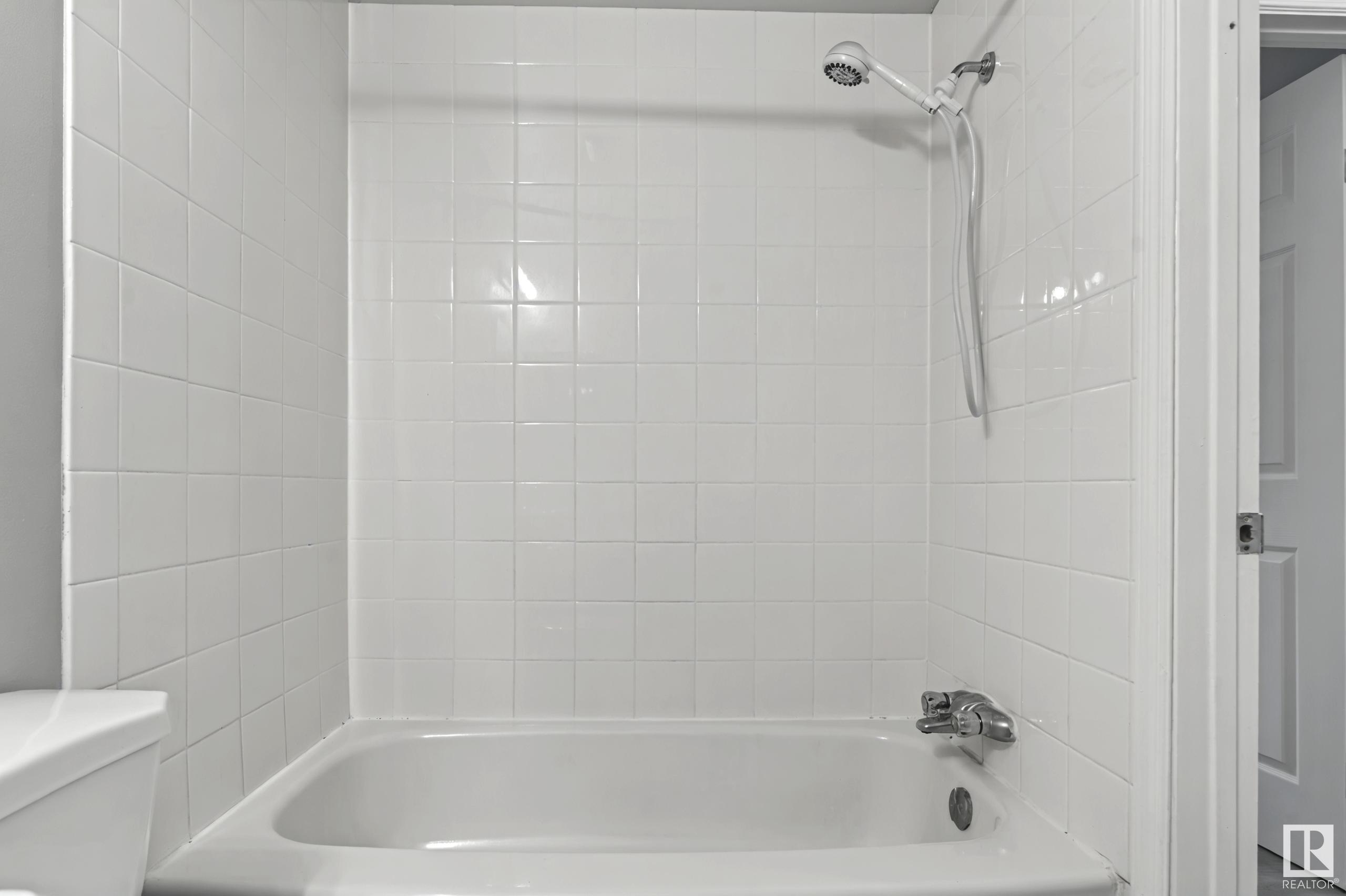      18349 93 AV NW , Edmonton,  ,T5T 1V2 ;  Listing Number: MLS E4419636