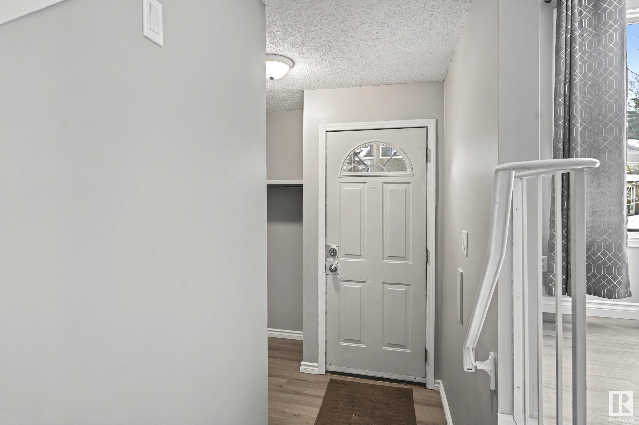      18349 93 AV NW , Edmonton,  ,T5T 1V2 ;  Listing Number: MLS E4419636